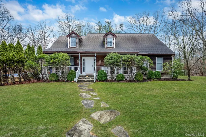 128 Springy Banks Road, East Hampton, New York 11937