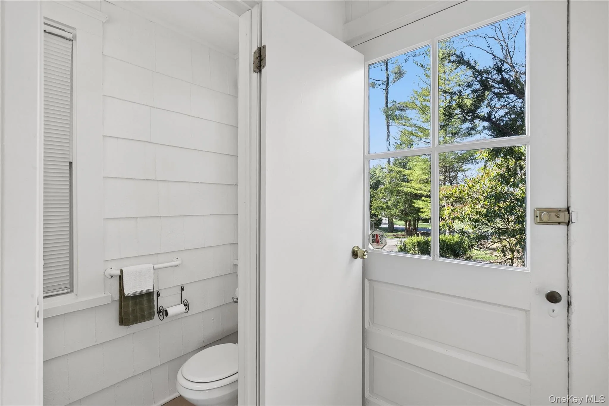 208 Wheatley Road, Oyster Bay, NY, 3 Bedrooms Bedrooms, 7 Rooms Rooms,1 BathroomBathrooms,Residential Lease,For Rent,Wheatley,0,982368 208 Wheatley Road, Oyster Bay, NY, 3 Bedrooms Bedrooms, 7 Rooms Rooms,1 BathroomBathrooms,Residential Lease,For Rent,Wheatley,0,982368