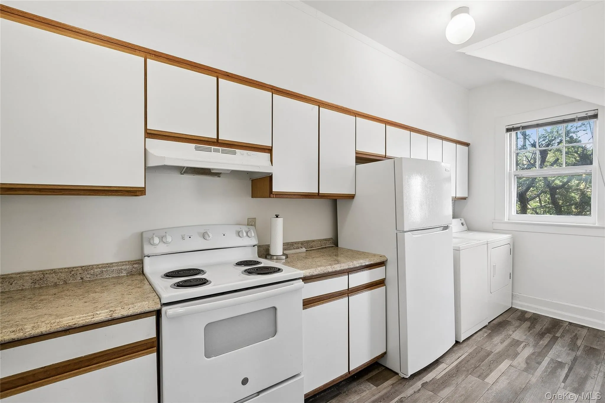 208 Wheatley Road, Oyster Bay, NY, 3 Bedrooms Bedrooms, 7 Rooms Rooms,1 BathroomBathrooms,Residential Lease,For Rent,Wheatley,0,982368 208 Wheatley Road, Oyster Bay, NY, 3 Bedrooms Bedrooms, 7 Rooms Rooms,1 BathroomBathrooms,Residential Lease,For Rent,Wheatley,0,982368