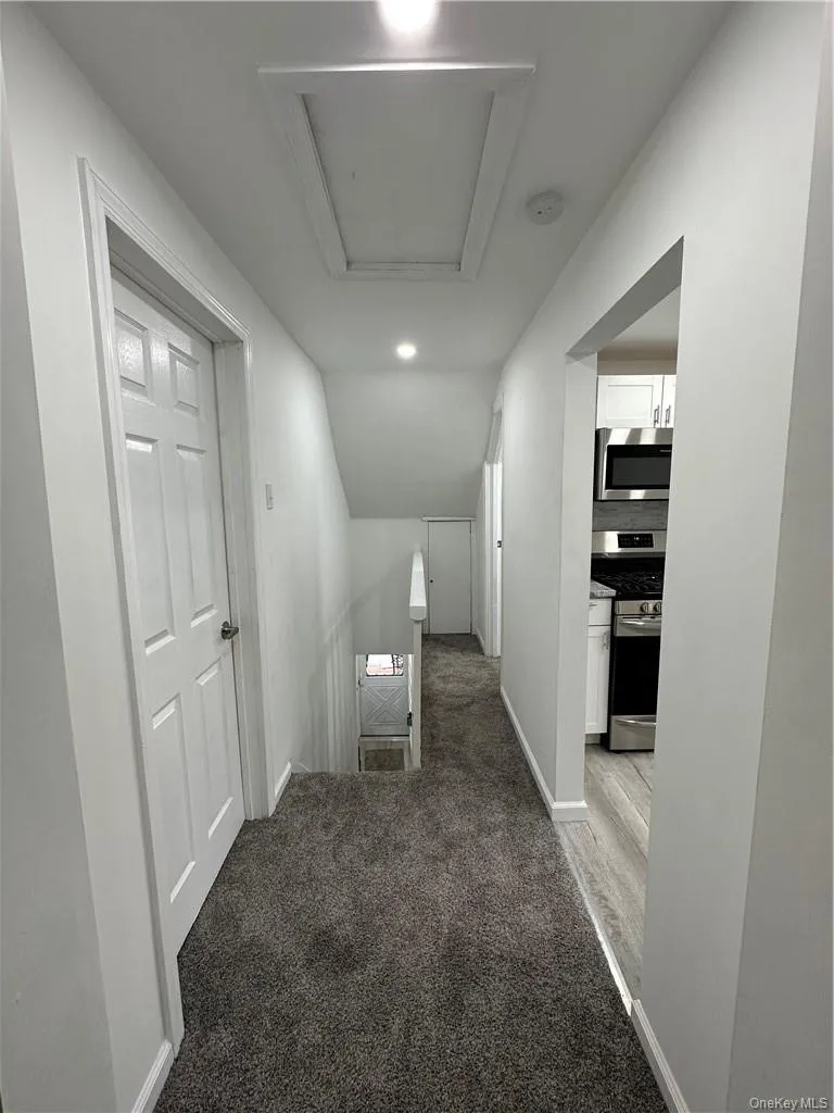 57 Hunt Avenue, Orangetown, NY, 1 Bedroom Bedrooms, 3 Rooms Rooms,1 BathroomBathrooms,Residential Lease,For Rent,Hunt,0,982384 57 Hunt Avenue, Orangetown, NY, 1 Bedroom Bedrooms, 3 Rooms Rooms,1 BathroomBathrooms,Residential Lease,For Rent,Hunt,0,982384