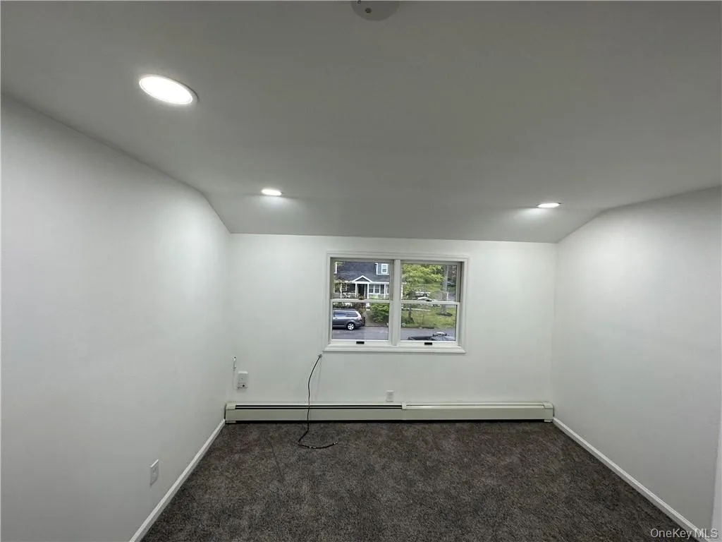 57 Hunt Avenue, Orangetown, NY, 1 Bedroom Bedrooms, 3 Rooms Rooms,1 BathroomBathrooms,Residential Lease,For Rent,Hunt,0,982384 57 Hunt Avenue, Orangetown, NY, 1 Bedroom Bedrooms, 3 Rooms Rooms,1 BathroomBathrooms,Residential Lease,For Rent,Hunt,0,982384