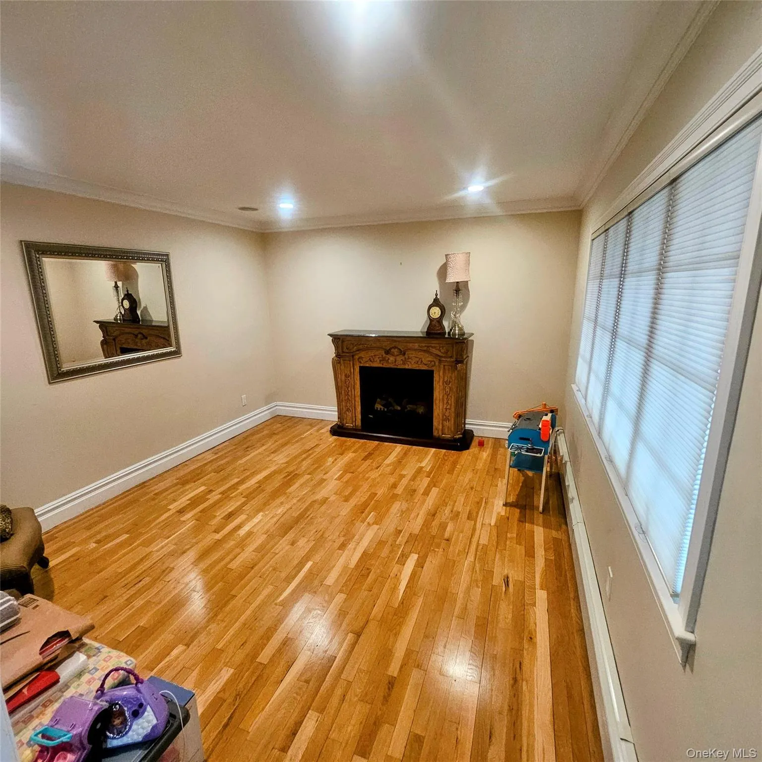 10 Foxwood Lane, Mount Pleasant, NY, 4 Bedrooms Bedrooms, 8 Rooms Rooms,3 BathroomsBathrooms,Residential Lease,For Rent,Foxwood,0,982412 10 Foxwood Lane, Mount Pleasant, NY, 4 Bedrooms Bedrooms, 8 Rooms Rooms,3 BathroomsBathrooms,Residential Lease,For Rent,Foxwood,0,982412