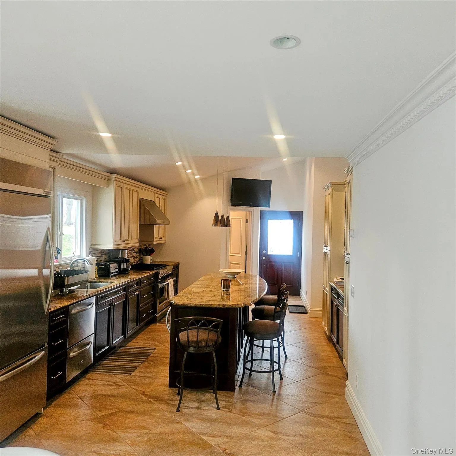 10 Foxwood Lane, Mount Pleasant, NY, 4 Bedrooms Bedrooms, 8 Rooms Rooms,3 BathroomsBathrooms,Residential Lease,For Rent,Foxwood,0,982412 10 Foxwood Lane, Mount Pleasant, NY, 4 Bedrooms Bedrooms, 8 Rooms Rooms,3 BathroomsBathrooms,Residential Lease,For Rent,Foxwood,0,982412