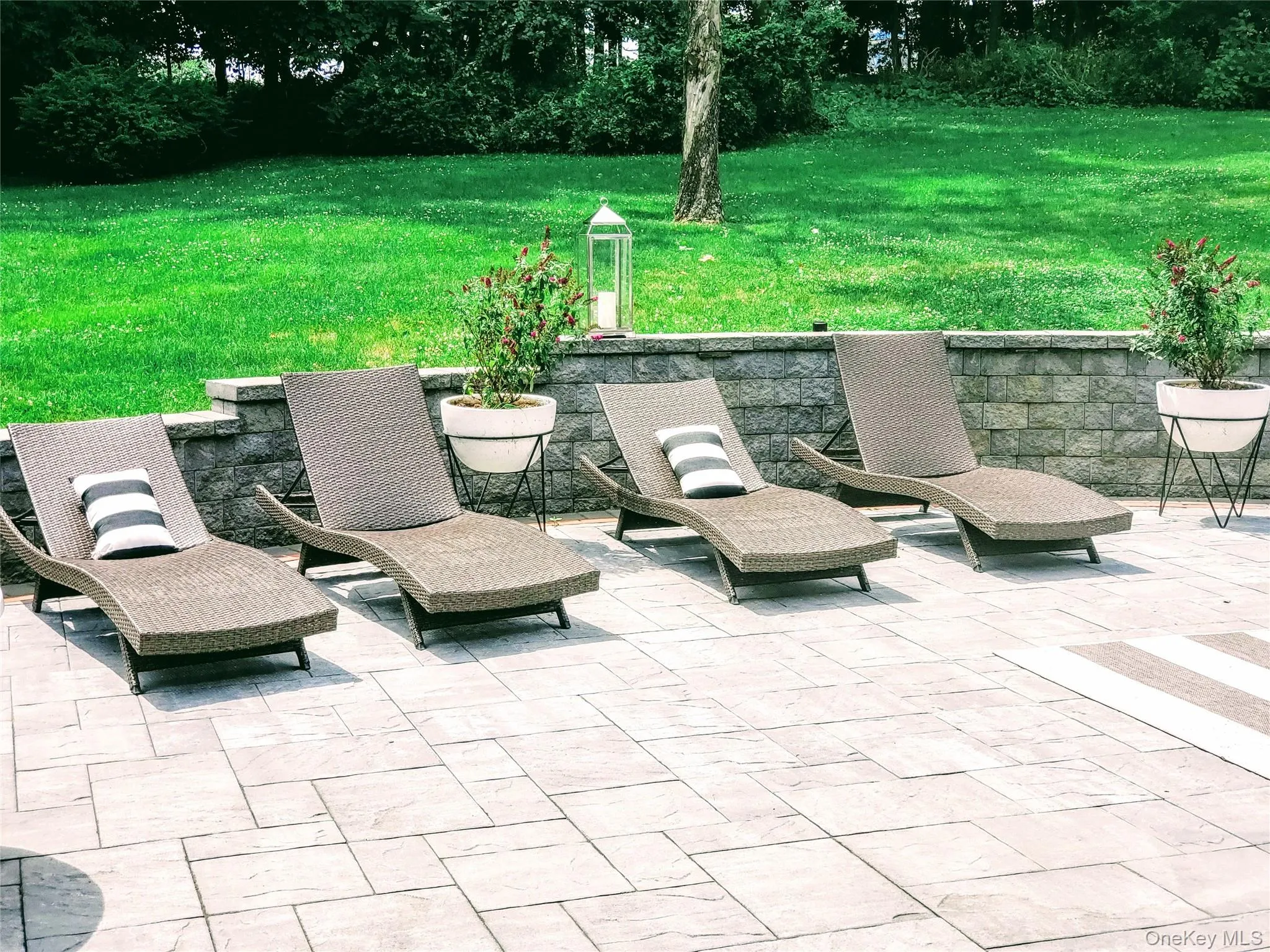 10 Foxwood Lane, Mount Pleasant, NY, 4 Bedrooms Bedrooms, 8 Rooms Rooms,3 BathroomsBathrooms,Residential Lease,For Rent,Foxwood,0,982412 10 Foxwood Lane, Mount Pleasant, NY, 4 Bedrooms Bedrooms, 8 Rooms Rooms,3 BathroomsBathrooms,Residential Lease,For Rent,Foxwood,0,982412
