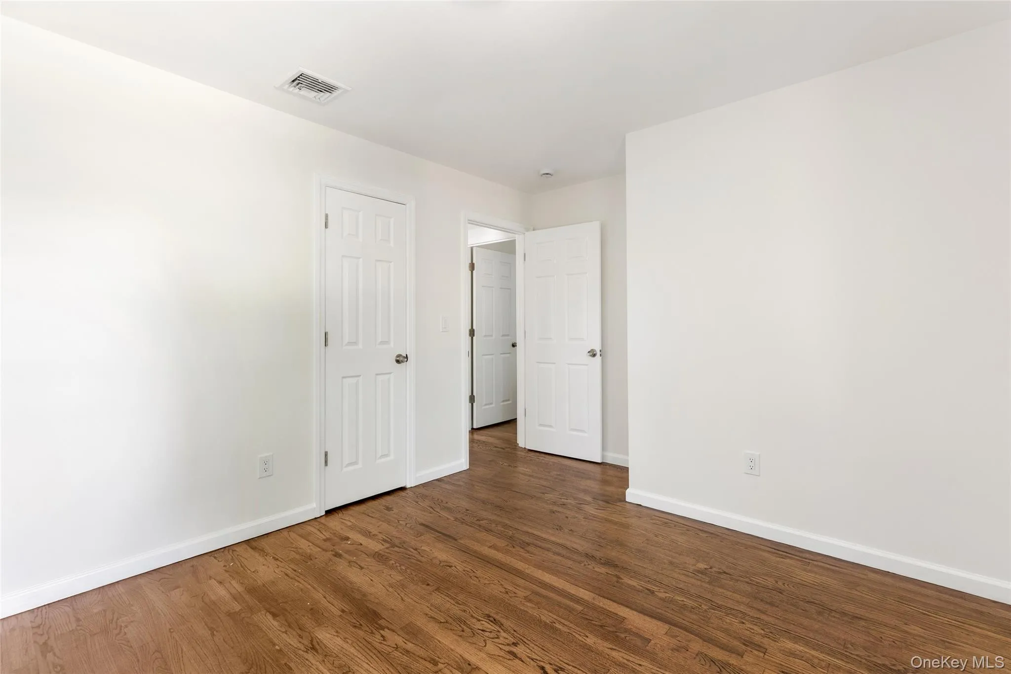 41 Grand Avenue, Brookhaven, NY, 3 Bedrooms Bedrooms, 5 Rooms Rooms,1 BathroomBathrooms,Residential,For Rent,Grand,0,982417 41 Grand Avenue, Brookhaven, NY, 3 Bedrooms Bedrooms, 5 Rooms Rooms,1 BathroomBathrooms,Residential,For Rent,Grand,0,982417