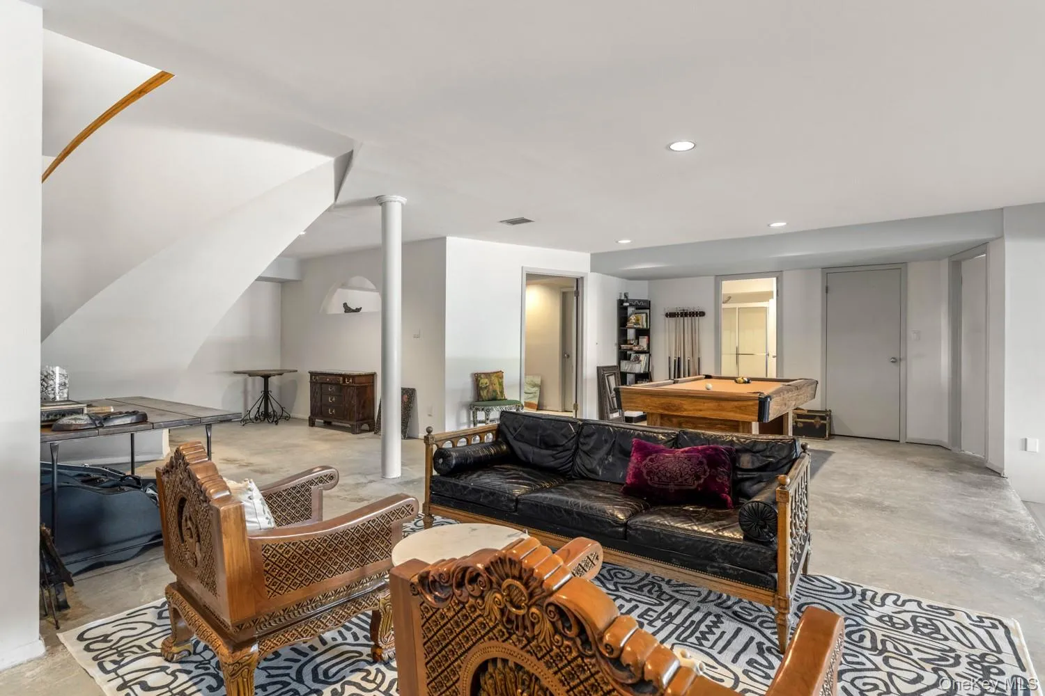 6 Lady Janes Way, Huntington, NY, 4 Bedrooms Bedrooms, 10 Rooms Rooms,5 BathroomsBathrooms,Residential,For Rent,Lady Janes,0,982429 6 Lady Janes Way, Huntington, NY, 4 Bedrooms Bedrooms, 10 Rooms Rooms,5 BathroomsBathrooms,Residential,For Rent,Lady Janes,0,982429