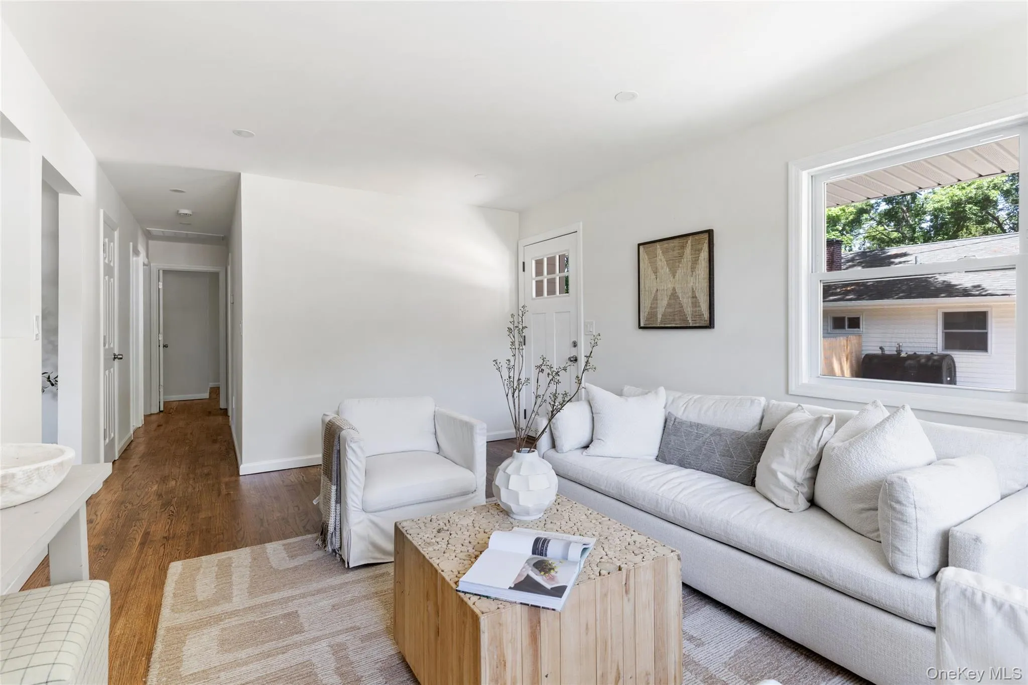 43 Grand Avenue, Brookhaven, NY, 3 Bedrooms Bedrooms, 5 Rooms Rooms,1 BathroomBathrooms,Residential,For Rent,Grand,0,982437 43 Grand Avenue, Brookhaven, NY, 3 Bedrooms Bedrooms, 5 Rooms Rooms,1 BathroomBathrooms,Residential,For Rent,Grand,0,982437