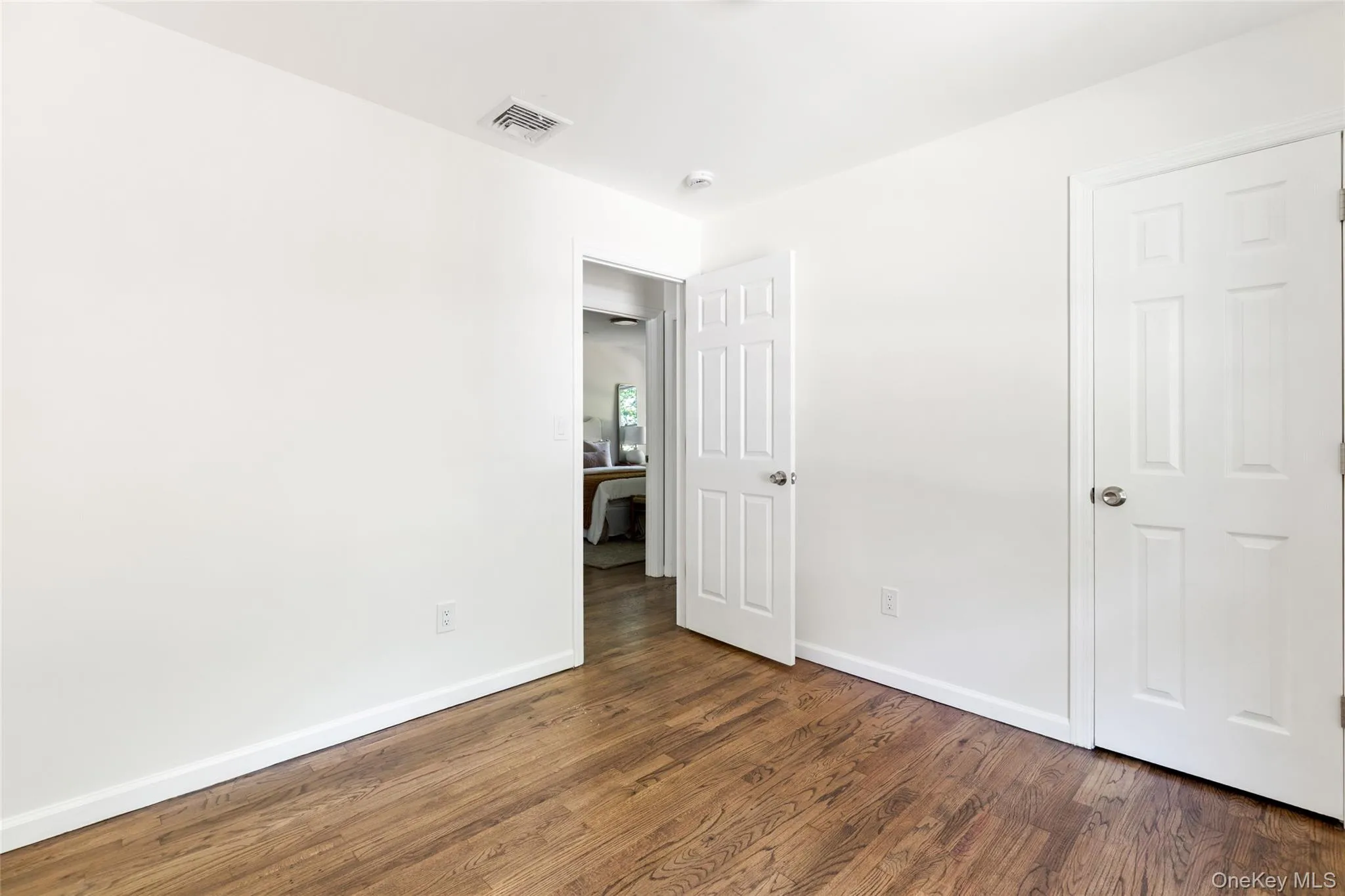 43 Grand Avenue, Brookhaven, NY, 3 Bedrooms Bedrooms, 5 Rooms Rooms,1 BathroomBathrooms,Residential,For Rent,Grand,0,982437 43 Grand Avenue, Brookhaven, NY, 3 Bedrooms Bedrooms, 5 Rooms Rooms,1 BathroomBathrooms,Residential,For Rent,Grand,0,982437