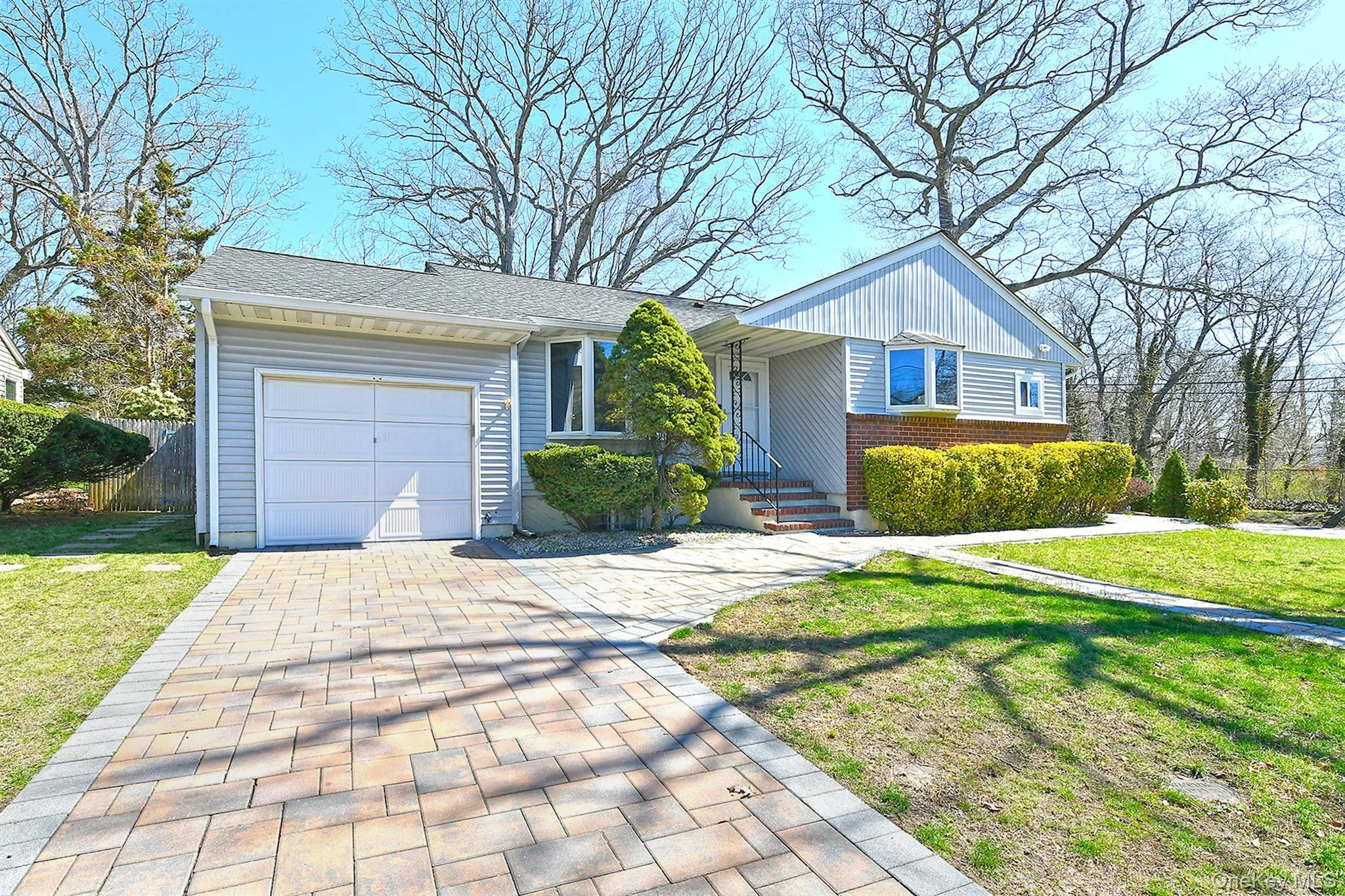 110 Dix Hills Road, Huntington, NY, 3 Bedrooms Bedrooms, 6 Rooms Rooms,2 BathroomsBathrooms,Residential Lease,For Rent,Dix Hills,0,982445 110 Dix Hills Road, Huntington, NY, 3 Bedrooms Bedrooms, 6 Rooms Rooms,2 BathroomsBathrooms,Residential Lease,For Rent,Dix Hills,0,982445