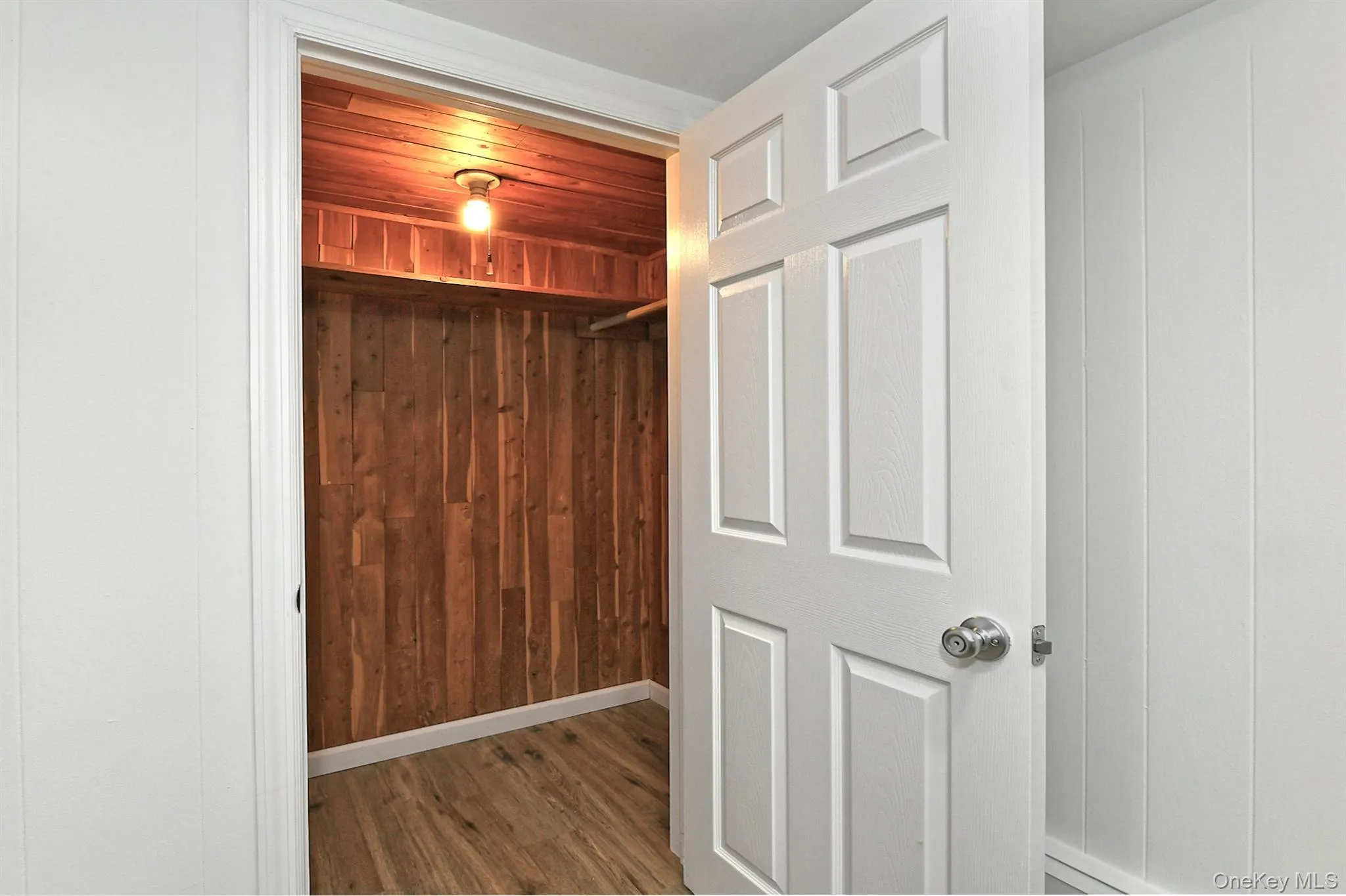 110 Dix Hills Road, Huntington, NY, 3 Bedrooms Bedrooms, 6 Rooms Rooms,2 BathroomsBathrooms,Residential Lease,For Rent,Dix Hills,0,982445 110 Dix Hills Road, Huntington, NY, 3 Bedrooms Bedrooms, 6 Rooms Rooms,2 BathroomsBathrooms,Residential Lease,For Rent,Dix Hills,0,982445