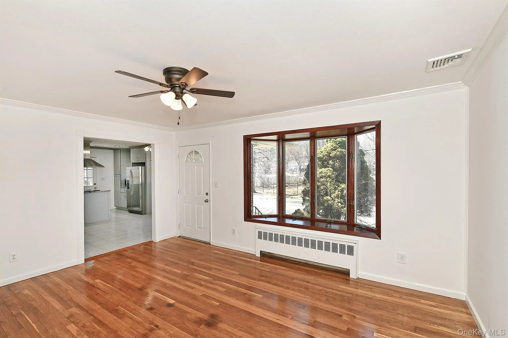 110 Dix Hills Road, Huntington, NY, 3 Bedrooms Bedrooms, 6 Rooms Rooms,2 BathroomsBathrooms,Residential Lease,For Rent,Dix Hills,0,982445 110 Dix Hills Road, Huntington, NY, 3 Bedrooms Bedrooms, 6 Rooms Rooms,2 BathroomsBathrooms,Residential Lease,For Rent,Dix Hills,0,982445