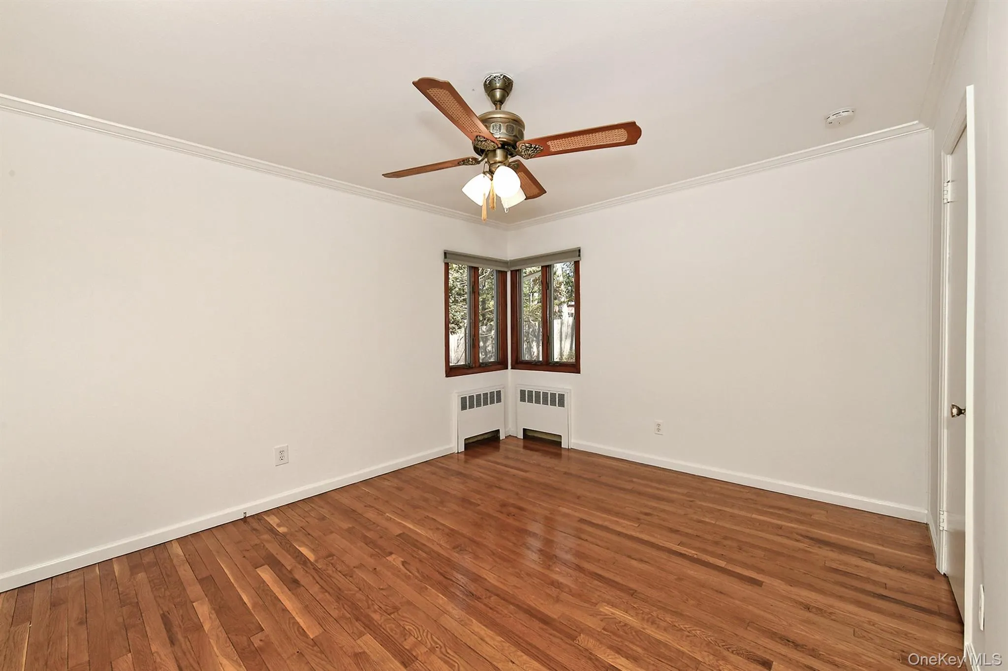 110 Dix Hills Road, Huntington, NY, 3 Bedrooms Bedrooms, 6 Rooms Rooms,2 BathroomsBathrooms,Residential Lease,For Rent,Dix Hills,0,982445 110 Dix Hills Road, Huntington, NY, 3 Bedrooms Bedrooms, 6 Rooms Rooms,2 BathroomsBathrooms,Residential Lease,For Rent,Dix Hills,0,982445