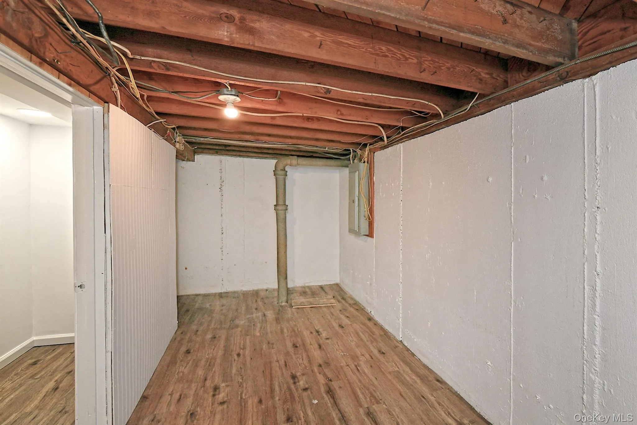 110 Dix Hills Road, Huntington, NY, 3 Bedrooms Bedrooms, 6 Rooms Rooms,2 BathroomsBathrooms,Residential Lease,For Rent,Dix Hills,0,982445 110 Dix Hills Road, Huntington, NY, 3 Bedrooms Bedrooms, 6 Rooms Rooms,2 BathroomsBathrooms,Residential Lease,For Rent,Dix Hills,0,982445