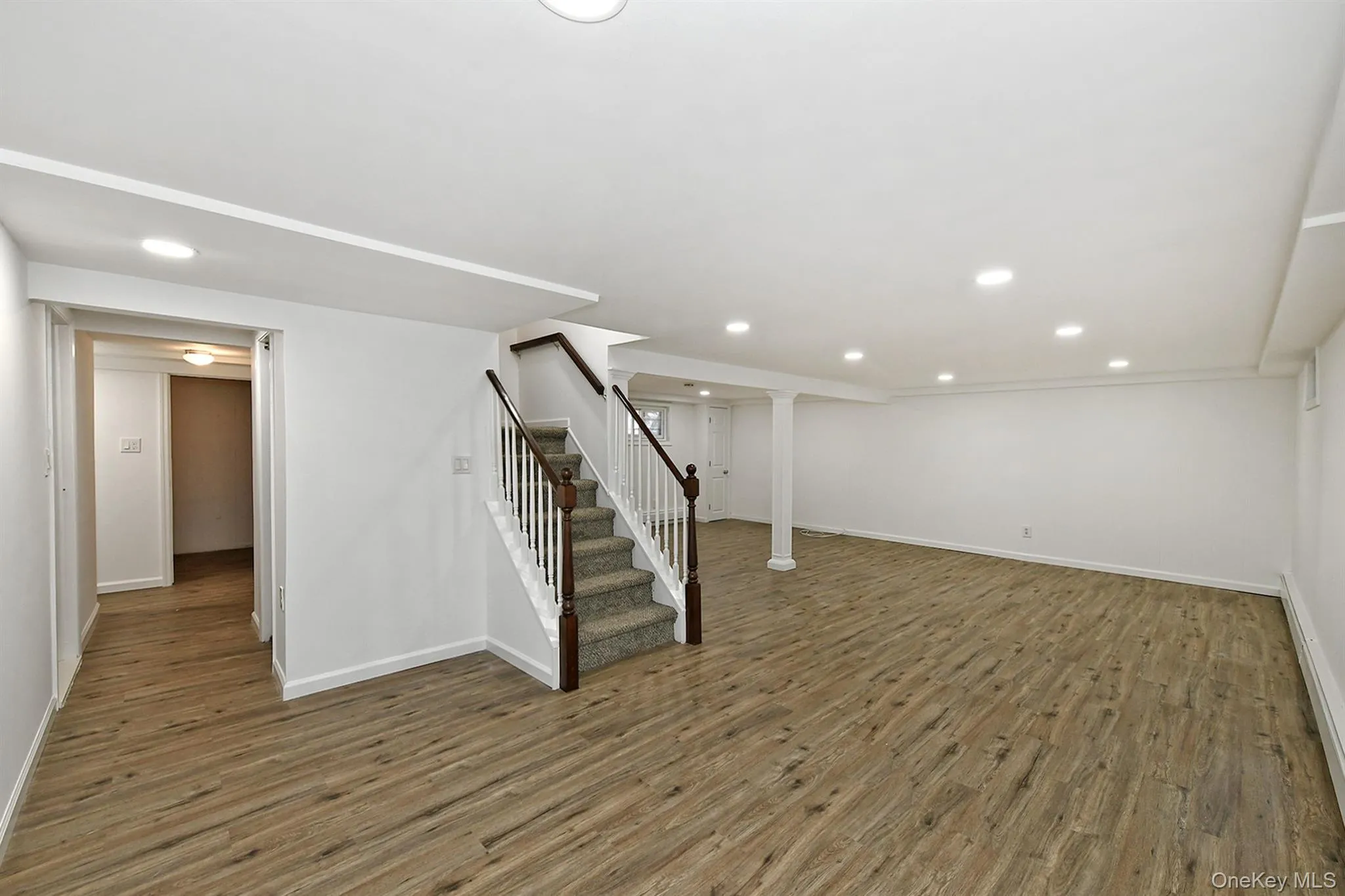 110 Dix Hills Road, Huntington, NY, 3 Bedrooms Bedrooms, 6 Rooms Rooms,2 BathroomsBathrooms,Residential Lease,For Rent,Dix Hills,0,982445 110 Dix Hills Road, Huntington, NY, 3 Bedrooms Bedrooms, 6 Rooms Rooms,2 BathroomsBathrooms,Residential Lease,For Rent,Dix Hills,0,982445