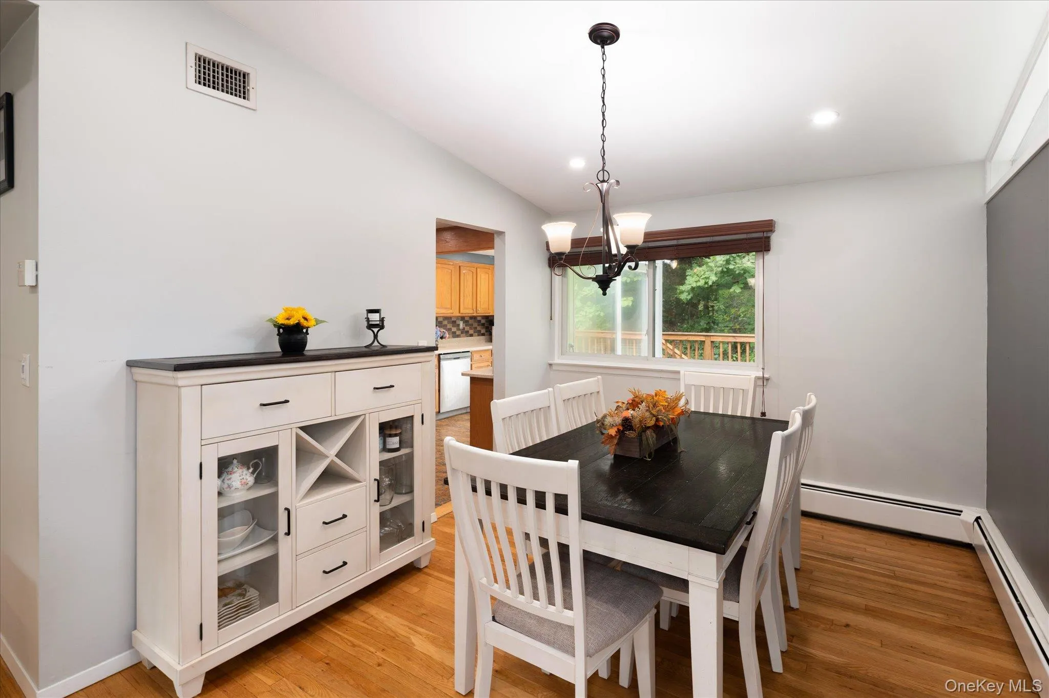 76 Old Tarrytown Road, Greenburgh, NY, 3 Bedrooms Bedrooms, 8 Rooms Rooms,2 BathroomsBathrooms,Residential,For Rent,Old Tarrytown,0,982457 76 Old Tarrytown Road, Greenburgh, NY, 3 Bedrooms Bedrooms, 8 Rooms Rooms,2 BathroomsBathrooms,Residential,For Rent,Old Tarrytown,0,982457
