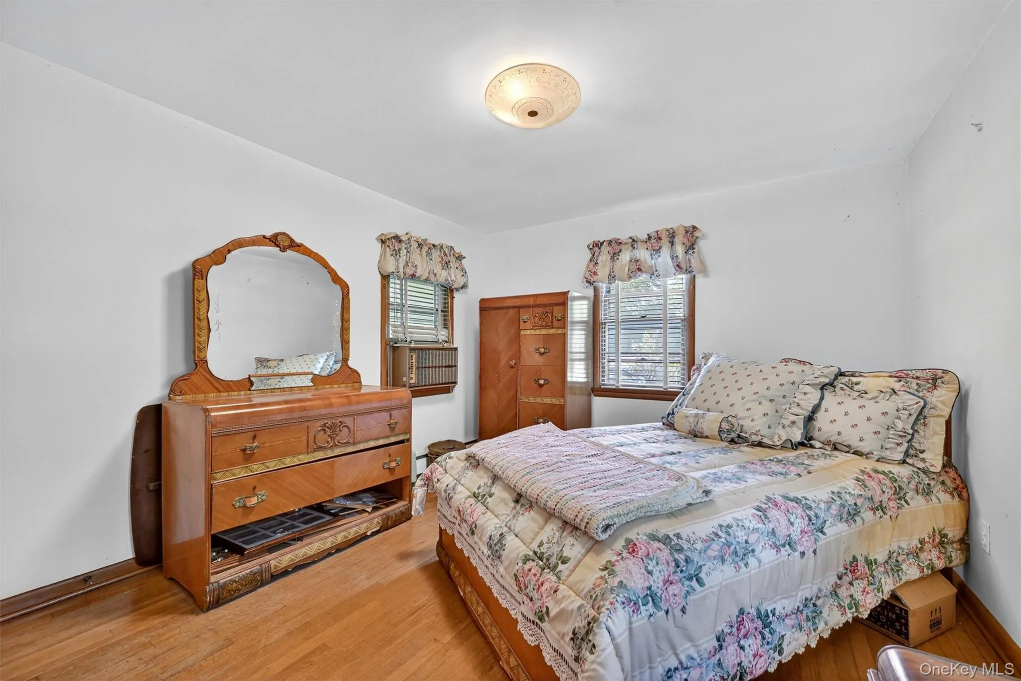 145 Main Street, Warwick (town), NY, 3 Bedrooms Bedrooms, 6 Rooms Rooms,1 BathroomBathrooms,Residential,For Rent,Main,0,982464 145 Main Street, Warwick (town), NY, 3 Bedrooms Bedrooms, 6 Rooms Rooms,1 BathroomBathrooms,Residential,For Rent,Main,0,982464
