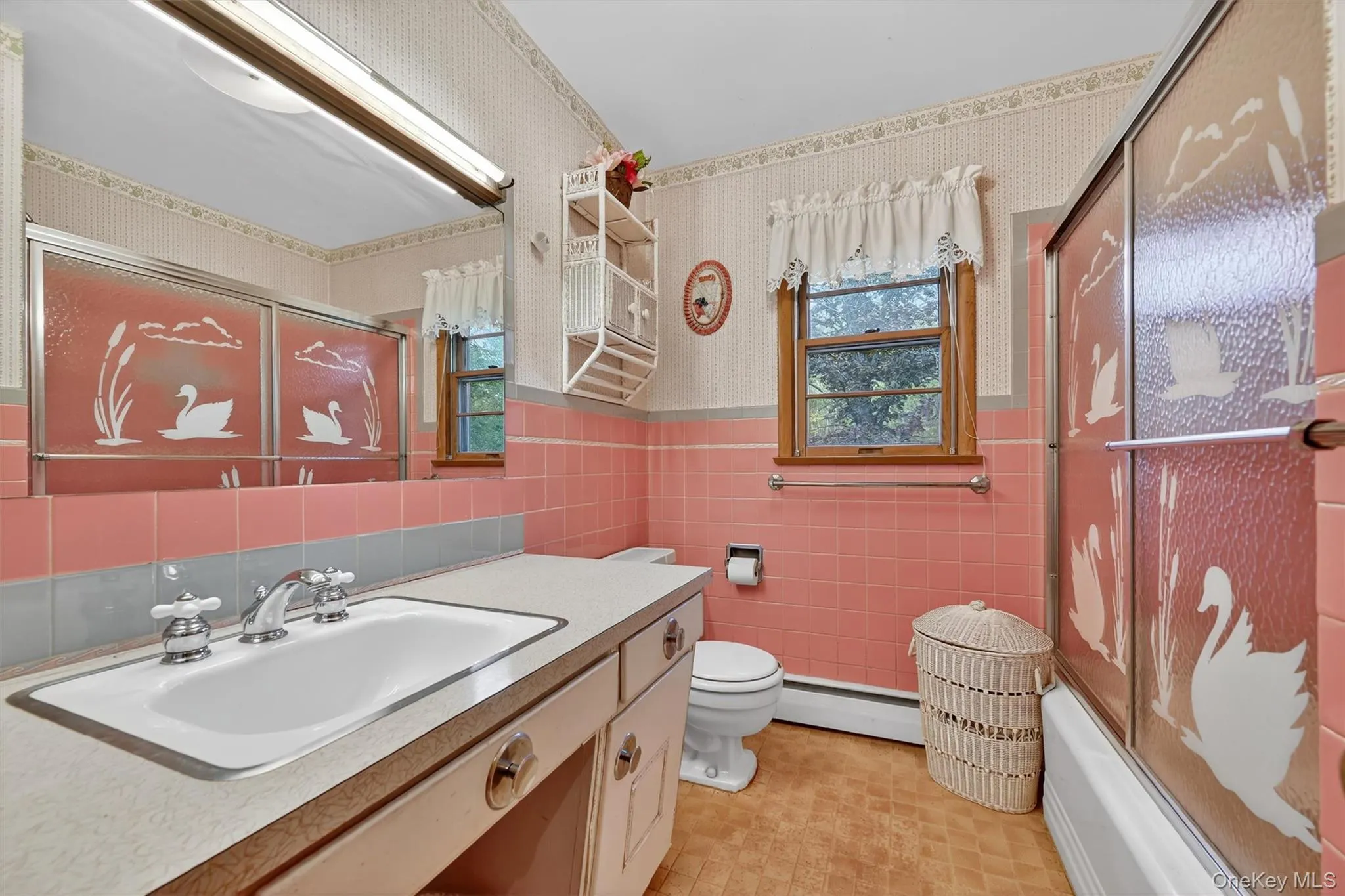 145 Main Street, Warwick (town), NY, 3 Bedrooms Bedrooms, 6 Rooms Rooms,1 BathroomBathrooms,Residential,For Rent,Main,0,982464 145 Main Street, Warwick (town), NY, 3 Bedrooms Bedrooms, 6 Rooms Rooms,1 BathroomBathrooms,Residential,For Rent,Main,0,982464