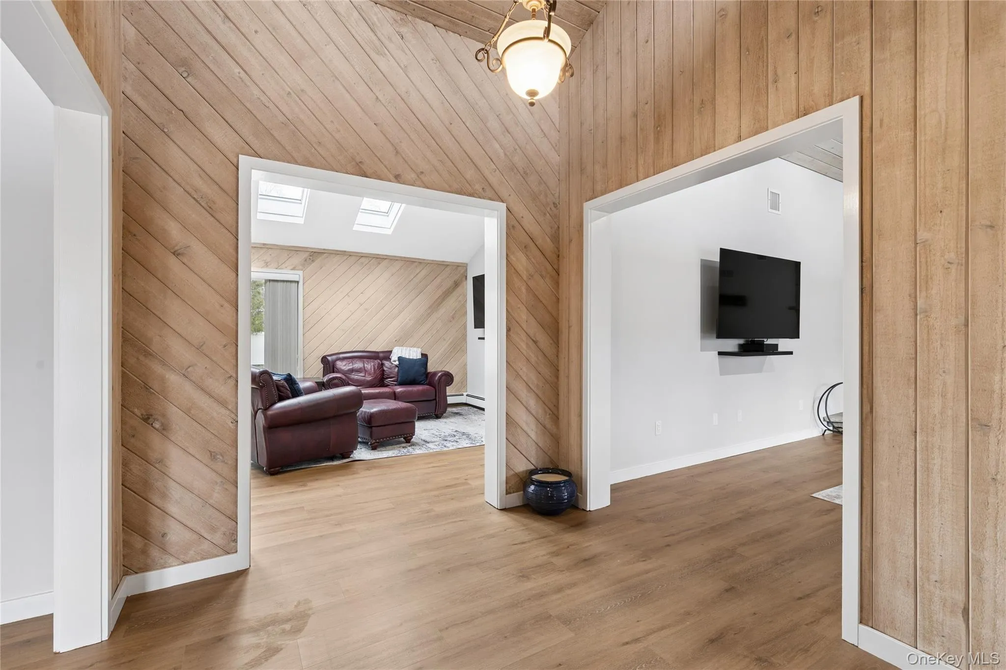 3 Harbor Road, Southampton, NY, 5 Bedrooms Bedrooms, 8 Rooms Rooms,2 BathroomsBathrooms,Residential Lease,For Rent,Harbor,0,982466 3 Harbor Road, Southampton, NY, 5 Bedrooms Bedrooms, 8 Rooms Rooms,2 BathroomsBathrooms,Residential Lease,For Rent,Harbor,0,982466