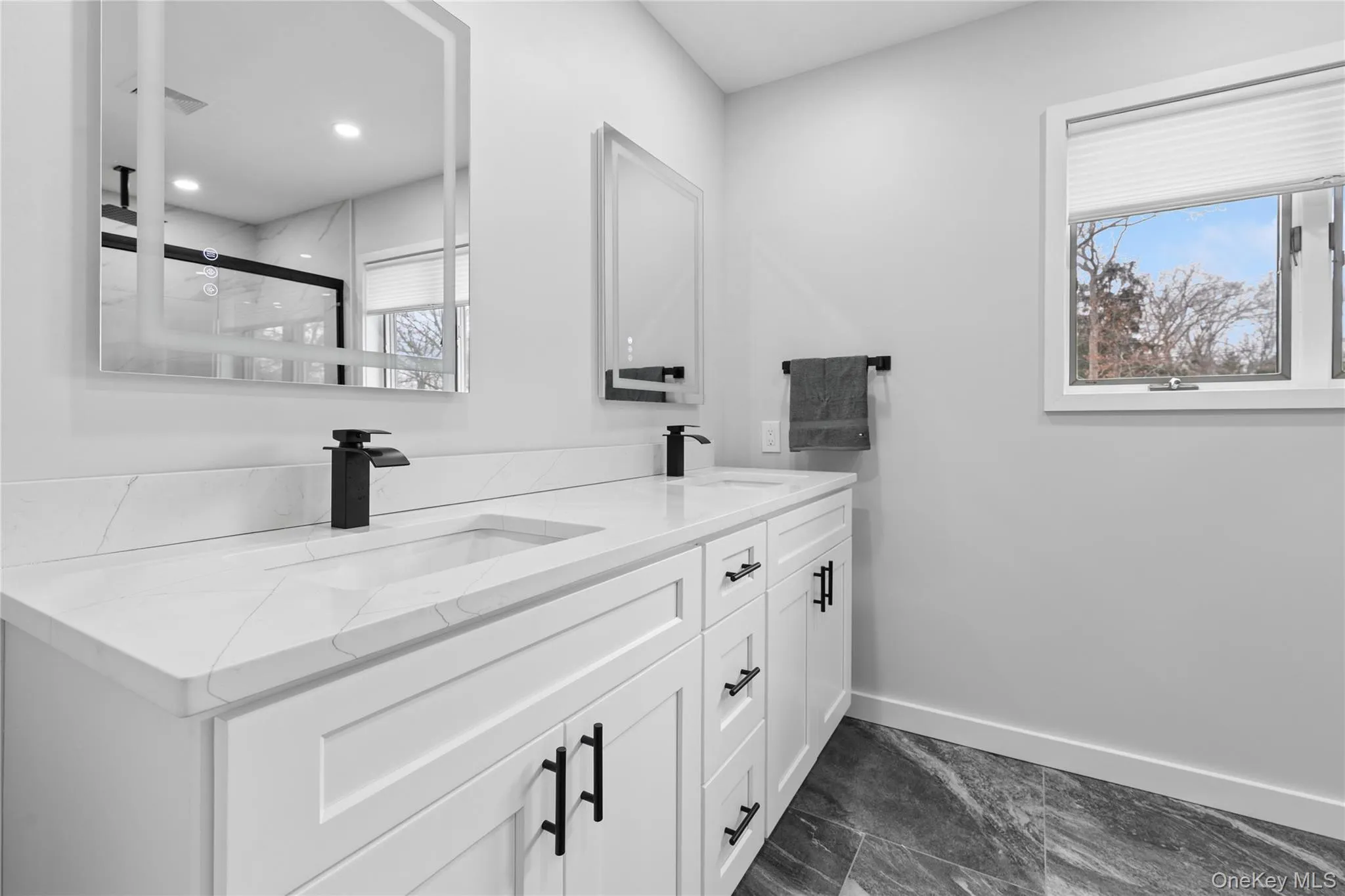 3 Harbor Road, Southampton, NY, 5 Bedrooms Bedrooms, 8 Rooms Rooms,2 BathroomsBathrooms,Residential Lease,For Rent,Harbor,0,982466 3 Harbor Road, Southampton, NY, 5 Bedrooms Bedrooms, 8 Rooms Rooms,2 BathroomsBathrooms,Residential Lease,For Rent,Harbor,0,982466