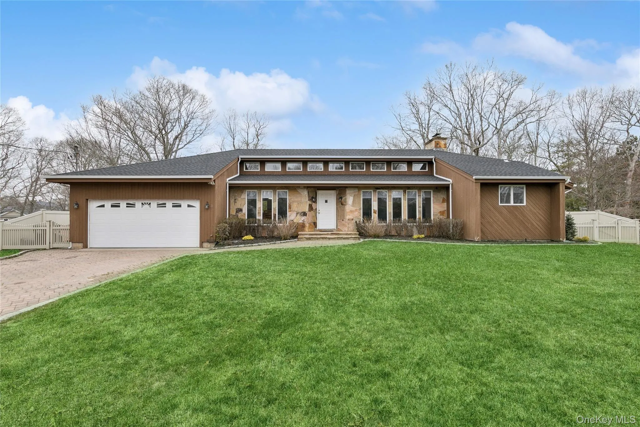 3 Harbor Road, Southampton, NY, 5 Bedrooms Bedrooms, 8 Rooms Rooms,2 BathroomsBathrooms,Residential Lease,For Rent,Harbor,0,982466 3 Harbor Road, Southampton, NY, 5 Bedrooms Bedrooms, 8 Rooms Rooms,2 BathroomsBathrooms,Residential Lease,For Rent,Harbor,0,982466