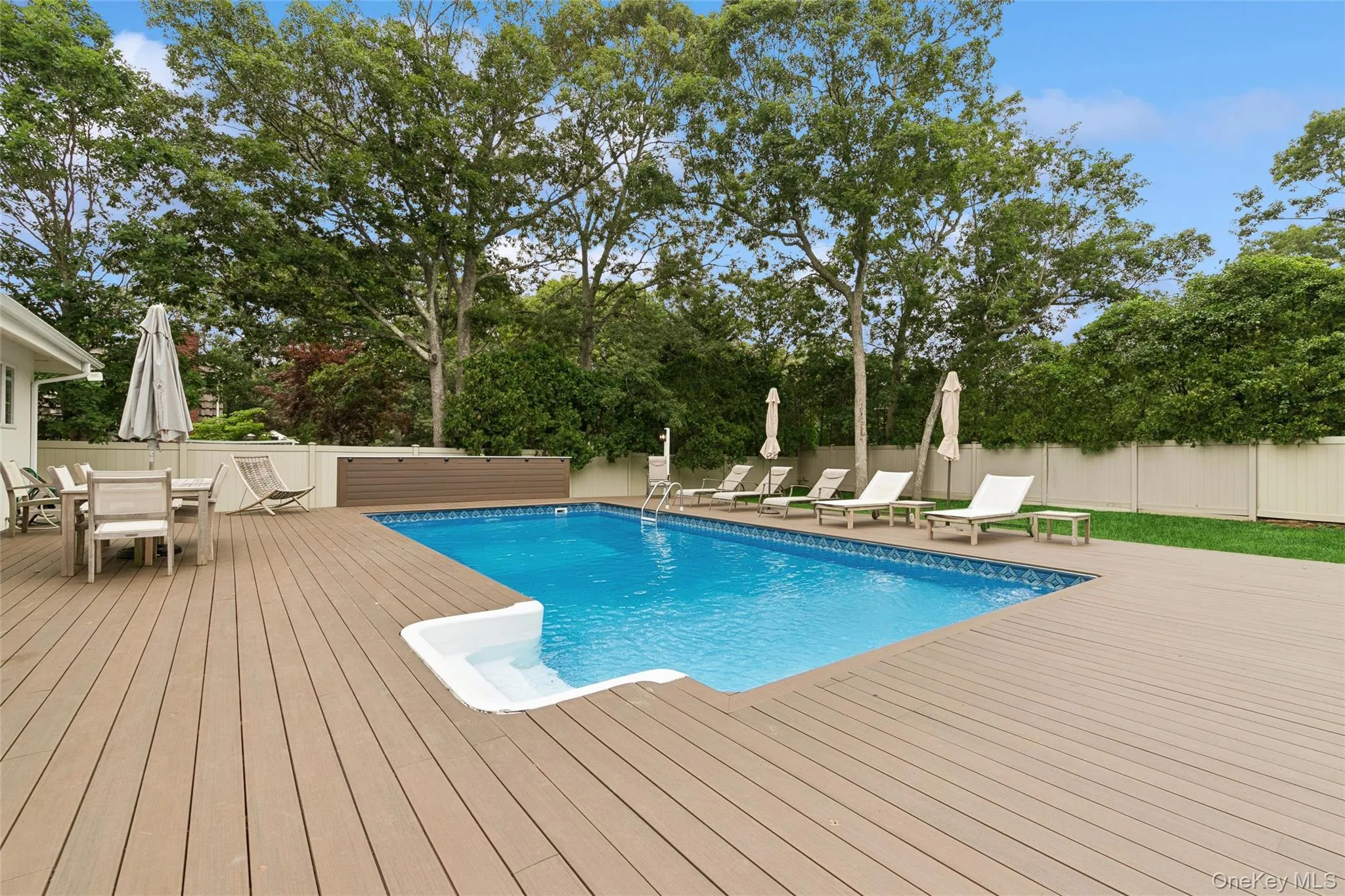 3 Harbor Road, Southampton, NY, 5 Bedrooms Bedrooms, 8 Rooms Rooms,2 BathroomsBathrooms,Residential Lease,For Rent,Harbor,0,982466 3 Harbor Road, Southampton, NY, 5 Bedrooms Bedrooms, 8 Rooms Rooms,2 BathroomsBathrooms,Residential Lease,For Rent,Harbor,0,982466