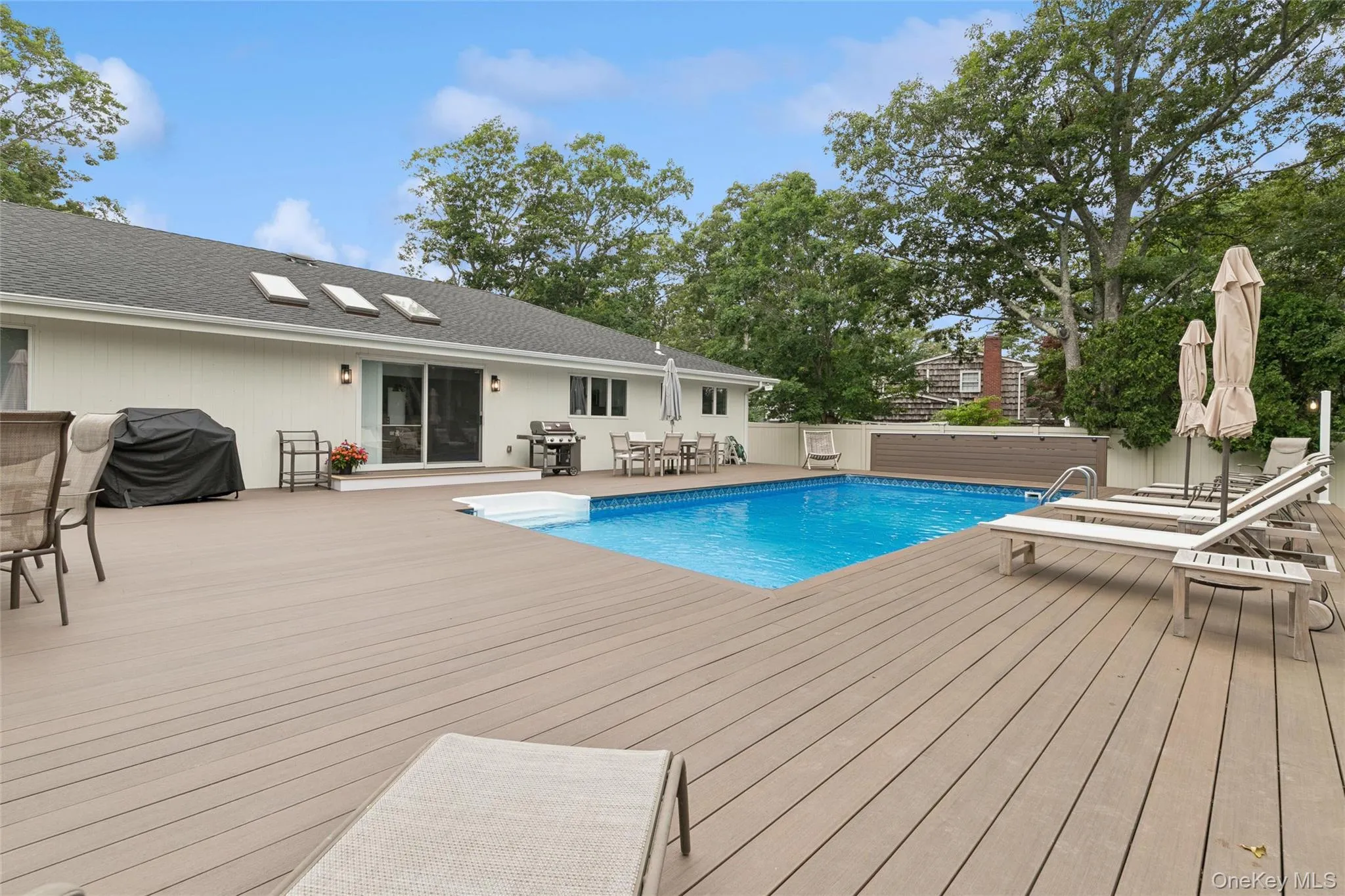 3 Harbor Road, Southampton, NY, 5 Bedrooms Bedrooms, 8 Rooms Rooms,2 BathroomsBathrooms,Residential Lease,For Rent,Harbor,0,982466 3 Harbor Road, Southampton, NY, 5 Bedrooms Bedrooms, 8 Rooms Rooms,2 BathroomsBathrooms,Residential Lease,For Rent,Harbor,0,982466