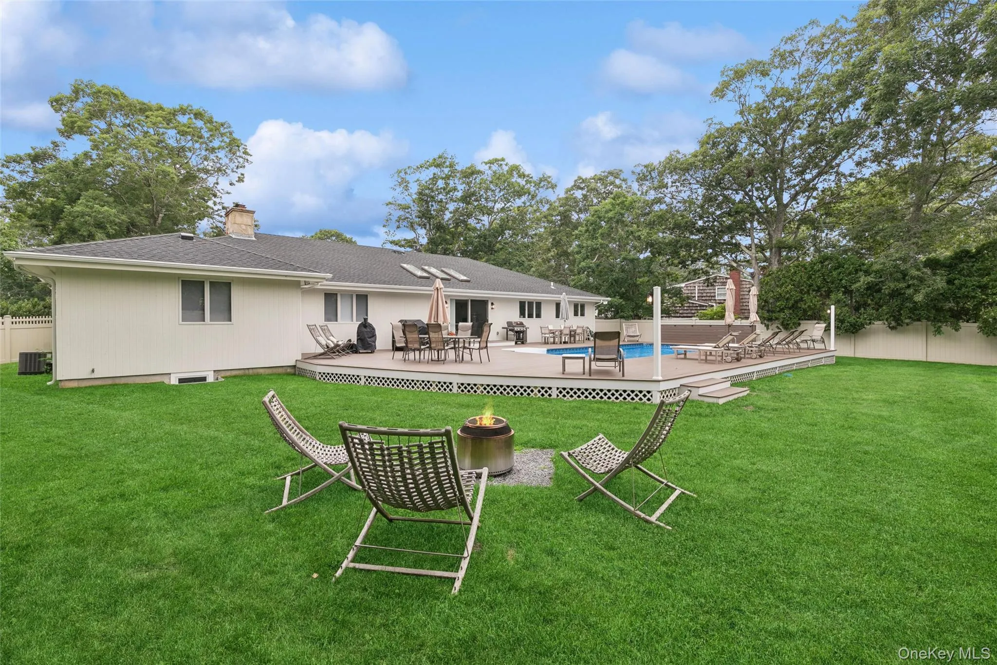 3 Harbor Road, Southampton, NY, 5 Bedrooms Bedrooms, 8 Rooms Rooms,2 BathroomsBathrooms,Residential Lease,For Rent,Harbor,0,982466 3 Harbor Road, Southampton, NY, 5 Bedrooms Bedrooms, 8 Rooms Rooms,2 BathroomsBathrooms,Residential Lease,For Rent,Harbor,0,982466
