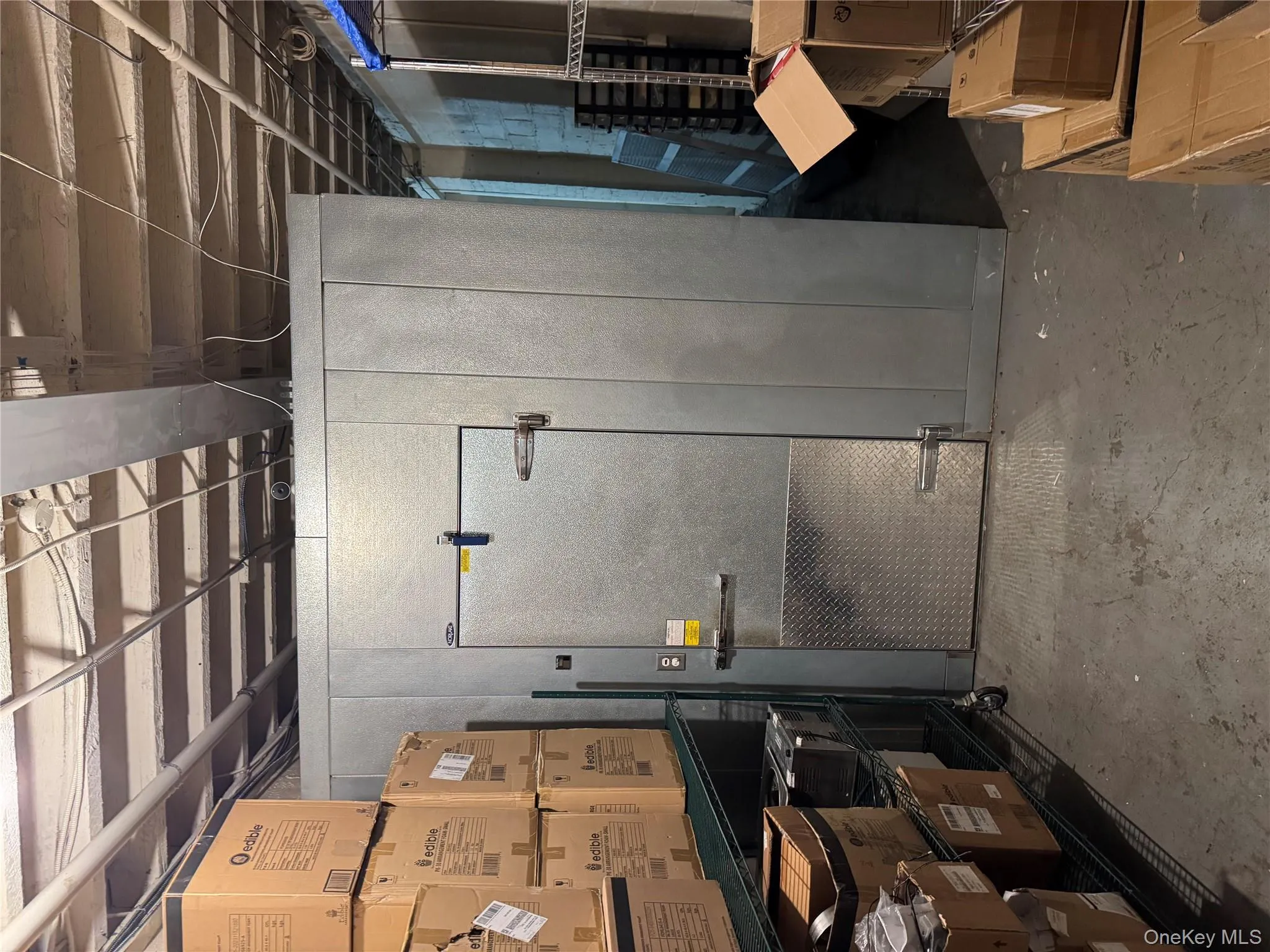 Walk in Frig - Bsmt Walk in Frig - Bsmt