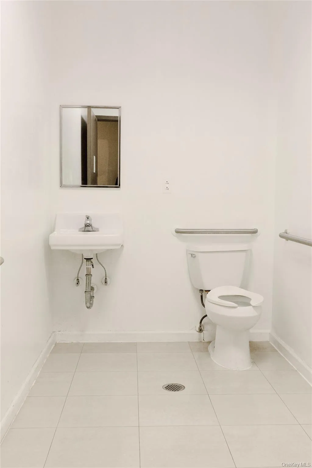 42-05 Parsons Boulevard, New York, NY, ,Commercial Lease,For Rent,Parsons,0,982473 42-05 Parsons Boulevard, New York, NY, ,Commercial Lease,For Rent,Parsons,0,982473