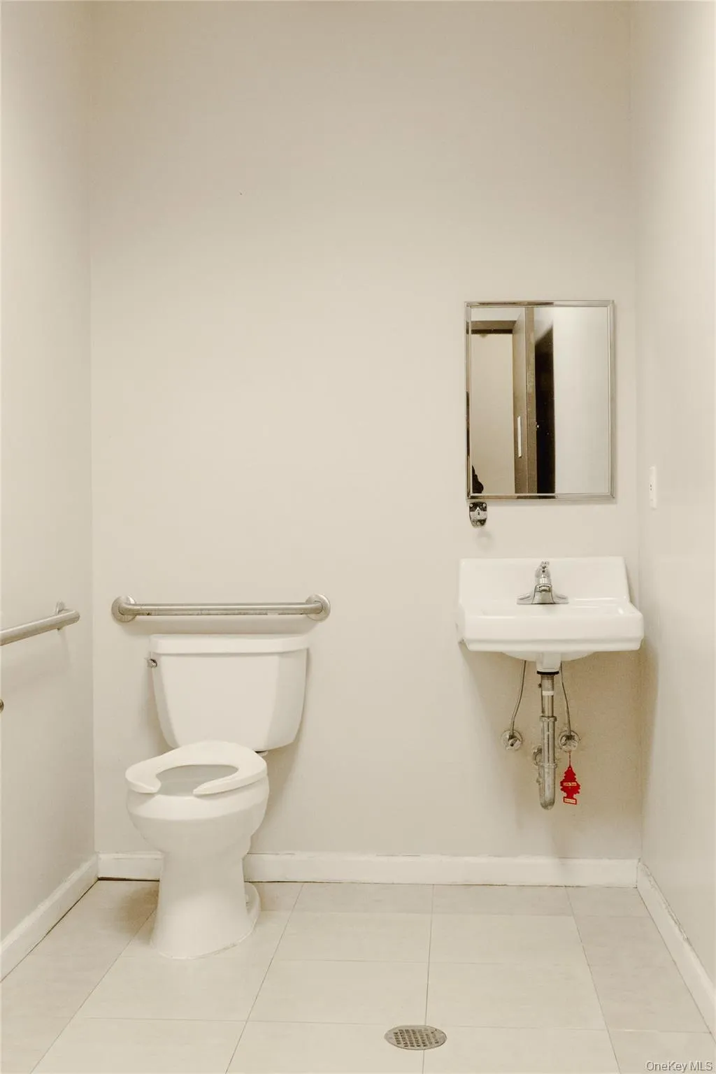 42-05 Parsons Boulevard, New York, NY, ,Commercial Lease,For Rent,Parsons,0,982473 42-05 Parsons Boulevard, New York, NY, ,Commercial Lease,For Rent,Parsons,0,982473