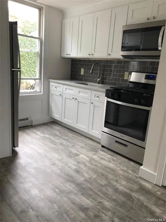 21 Bridge Street, Orangetown, NY, 1 Bedroom Bedrooms, 4 Rooms Rooms,1 BathroomBathrooms,Residential Lease,For Rent,Bridge,0,982494 21 Bridge Street, Orangetown, NY, 1 Bedroom Bedrooms, 4 Rooms Rooms,1 BathroomBathrooms,Residential Lease,For Rent,Bridge,0,982494