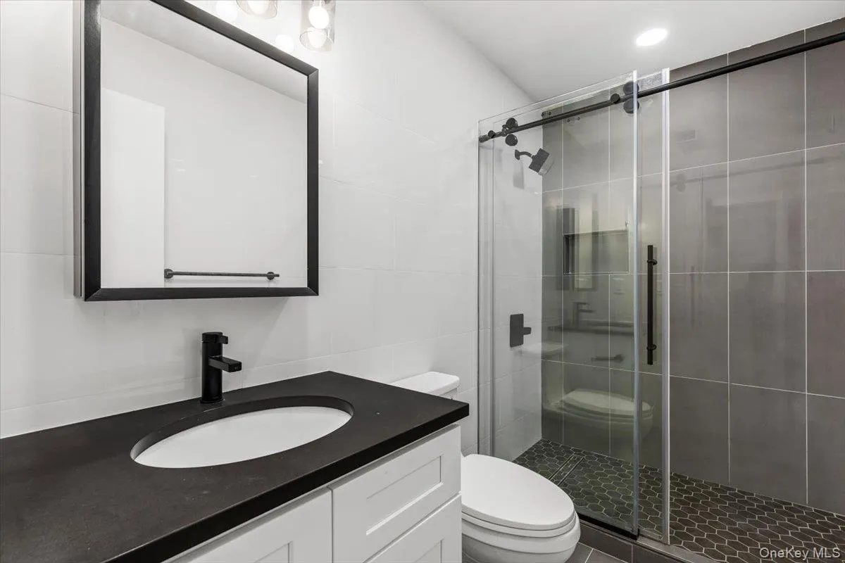 1 Bronxville Lane, Yonkers, NY, 8 Bedrooms Bedrooms, 11 Rooms Rooms,4 BathroomsBathrooms,Residential,For Rent,Bronxville,0,982496 1 Bronxville Lane, Yonkers, NY, 8 Bedrooms Bedrooms, 11 Rooms Rooms,4 BathroomsBathrooms,Residential,For Rent,Bronxville,0,982496