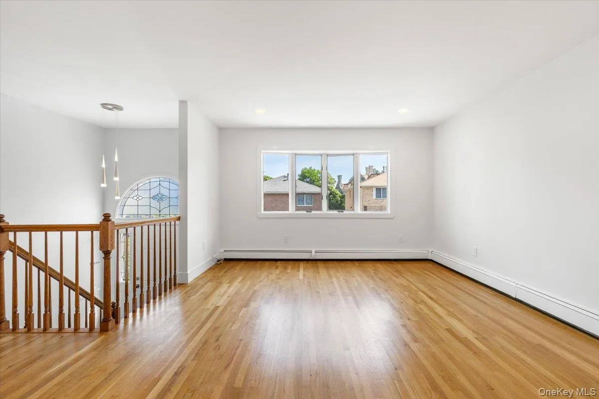 1 Bronxville Lane, Yonkers, NY, 8 Bedrooms Bedrooms, 11 Rooms Rooms,4 BathroomsBathrooms,Residential,For Rent,Bronxville,0,982496 1 Bronxville Lane, Yonkers, NY, 8 Bedrooms Bedrooms, 11 Rooms Rooms,4 BathroomsBathrooms,Residential,For Rent,Bronxville,0,982496