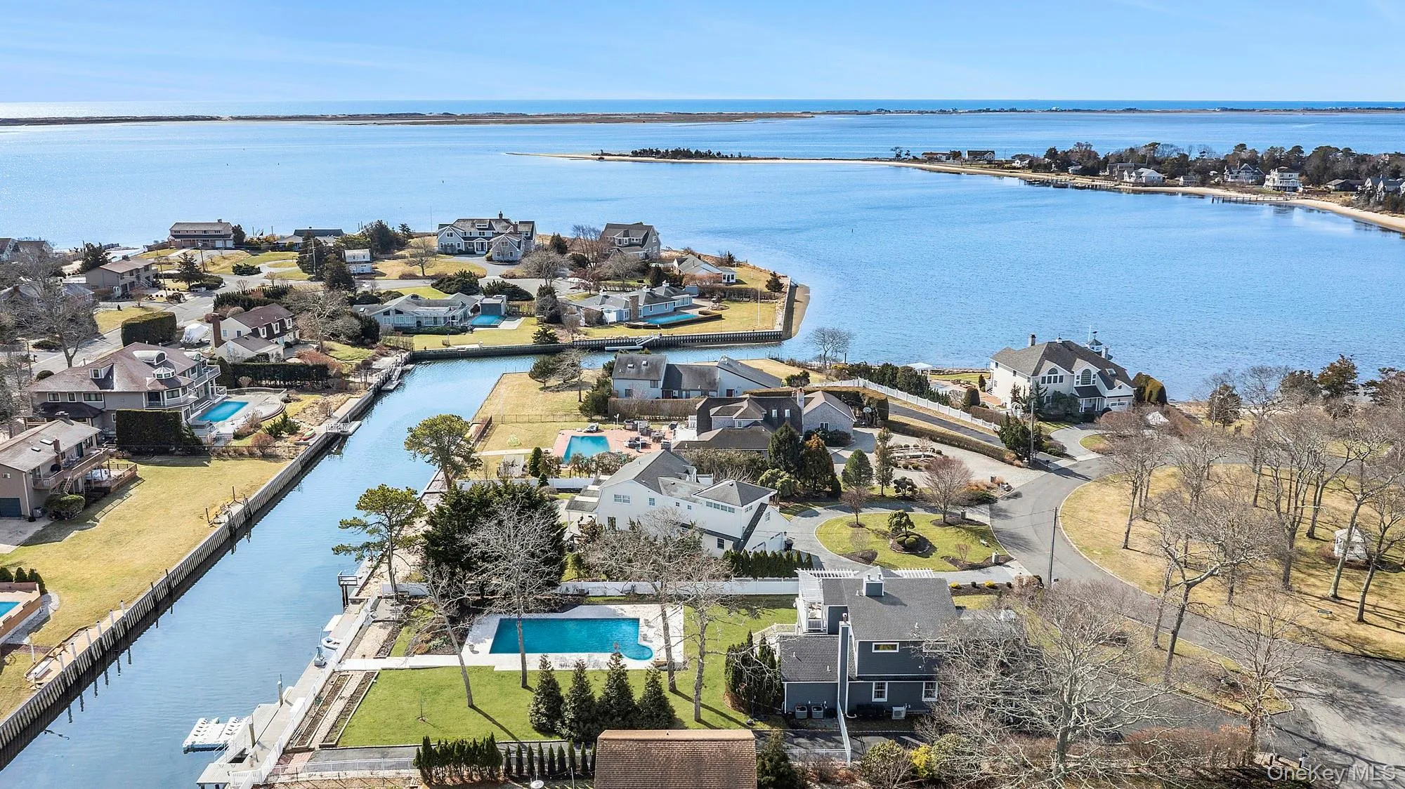 8 Canal Way, Southampton, NY, 4 Bedrooms Bedrooms, 9 Rooms Rooms,4 BathroomsBathrooms,Residential,For Rent,Canal,0,982524 8 Canal Way, Southampton, NY, 4 Bedrooms Bedrooms, 9 Rooms Rooms,4 BathroomsBathrooms,Residential,For Rent,Canal,0,982524