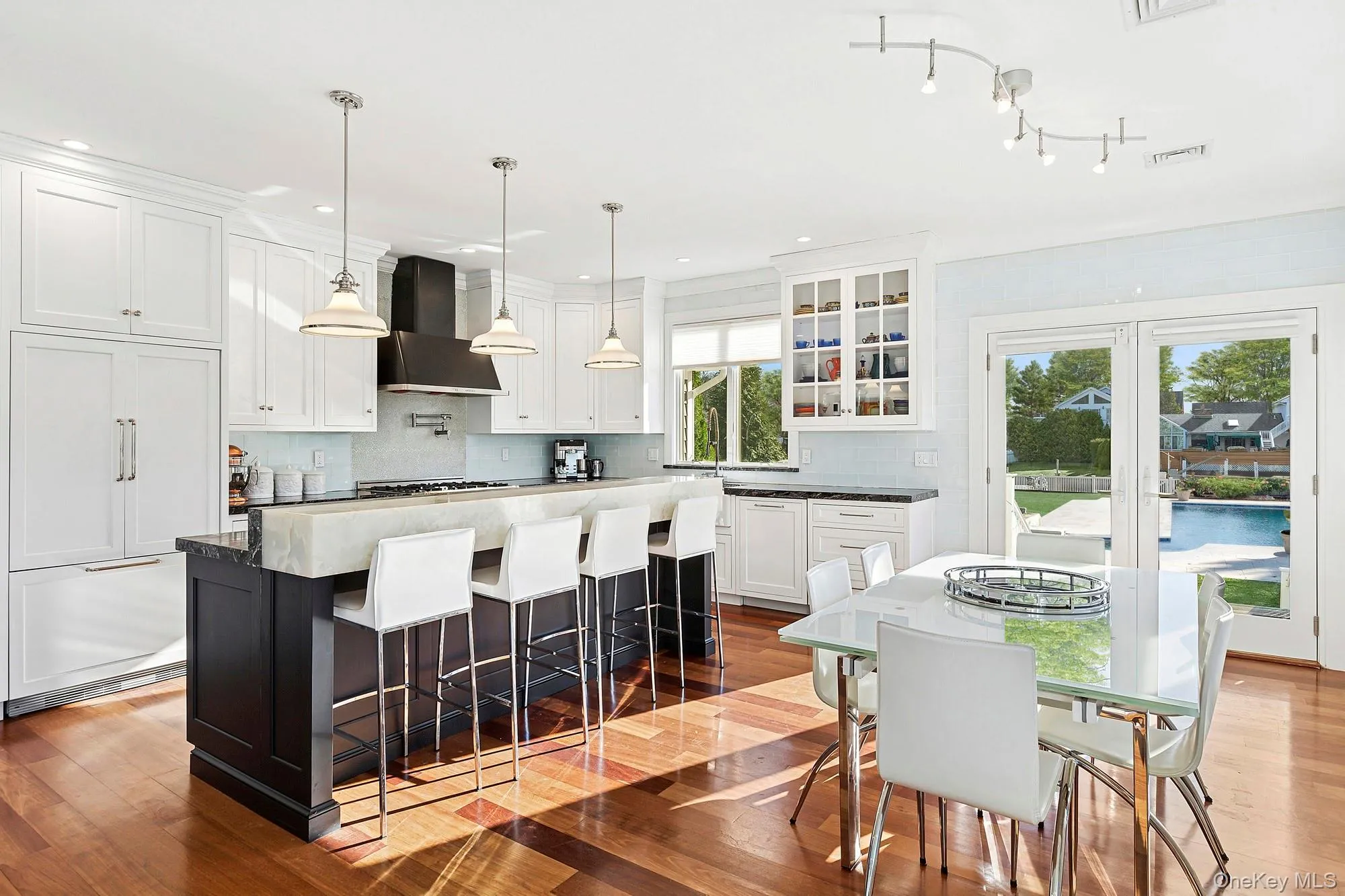 8 Canal Way, Southampton, NY, 4 Bedrooms Bedrooms, 9 Rooms Rooms,4 BathroomsBathrooms,Residential,For Rent,Canal,0,982524 8 Canal Way, Southampton, NY, 4 Bedrooms Bedrooms, 9 Rooms Rooms,4 BathroomsBathrooms,Residential,For Rent,Canal,0,982524