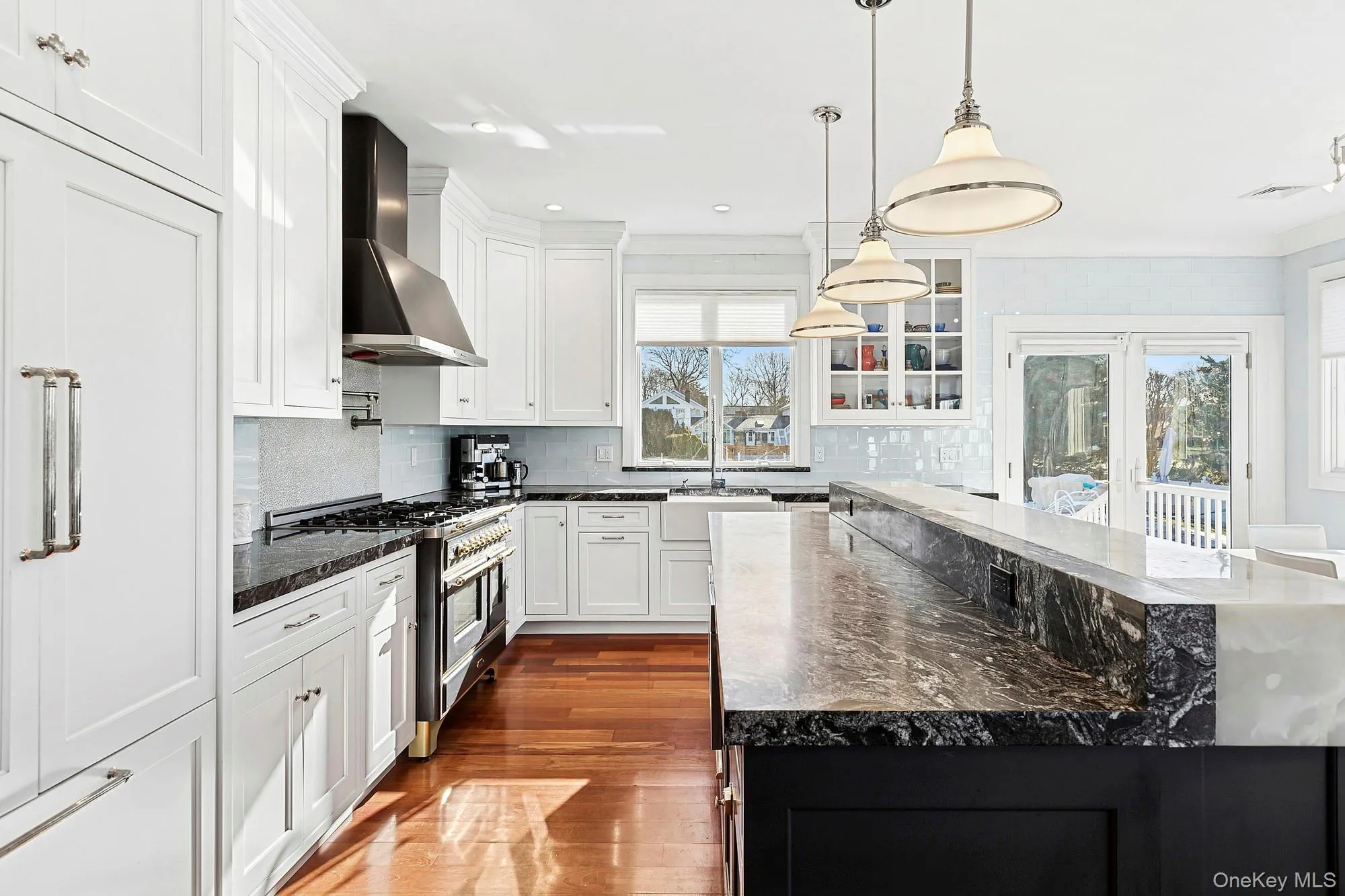 8 Canal Way, Southampton, NY, 4 Bedrooms Bedrooms, 9 Rooms Rooms,4 BathroomsBathrooms,Residential,For Rent,Canal,0,982524 8 Canal Way, Southampton, NY, 4 Bedrooms Bedrooms, 9 Rooms Rooms,4 BathroomsBathrooms,Residential,For Rent,Canal,0,982524