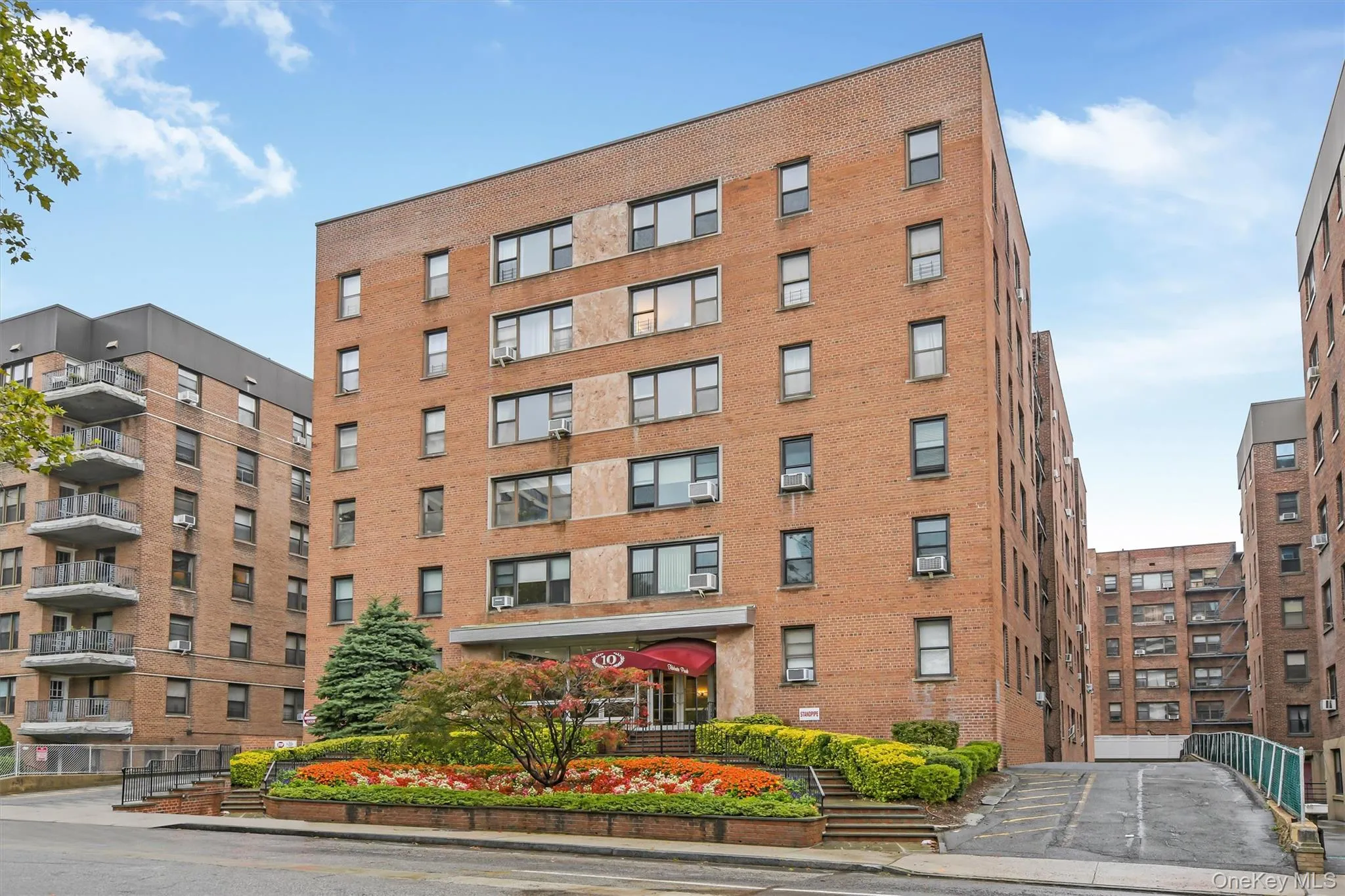 10 Broadway, White Plains, NY, 1 Bedroom Bedrooms, 4 Rooms Rooms,1 BathroomBathrooms,Residential,For Rent,Broadway,0,982539 10 Broadway, White Plains, NY, 1 Bedroom Bedrooms, 4 Rooms Rooms,1 BathroomBathrooms,Residential,For Rent,Broadway,0,982539