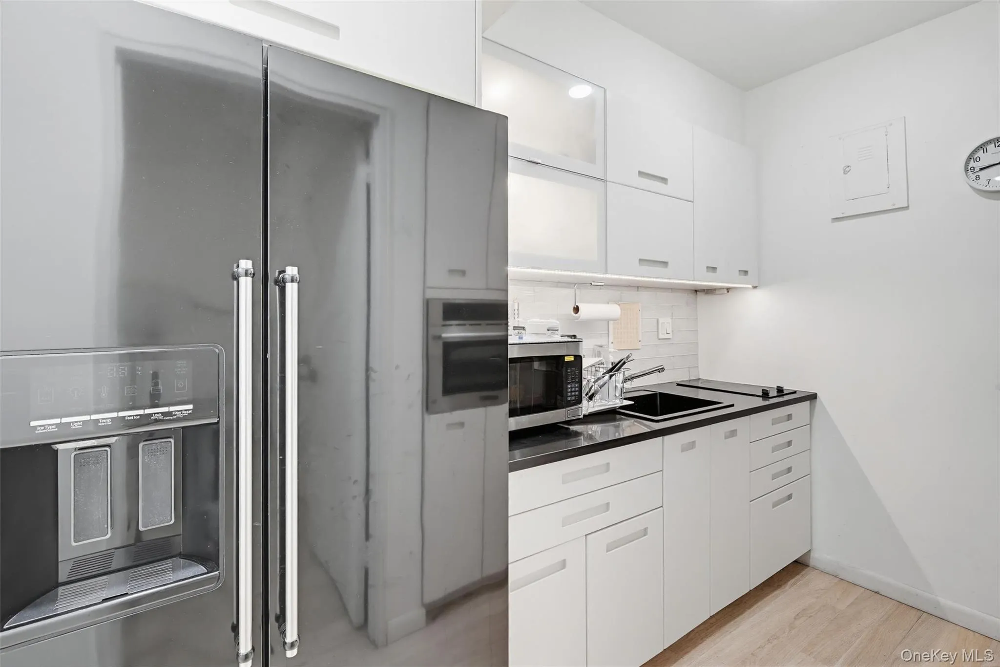10 Broadway, White Plains, NY, 1 Bedroom Bedrooms, 4 Rooms Rooms,1 BathroomBathrooms,Residential,For Rent,Broadway,0,982539 10 Broadway, White Plains, NY, 1 Bedroom Bedrooms, 4 Rooms Rooms,1 BathroomBathrooms,Residential,For Rent,Broadway,0,982539