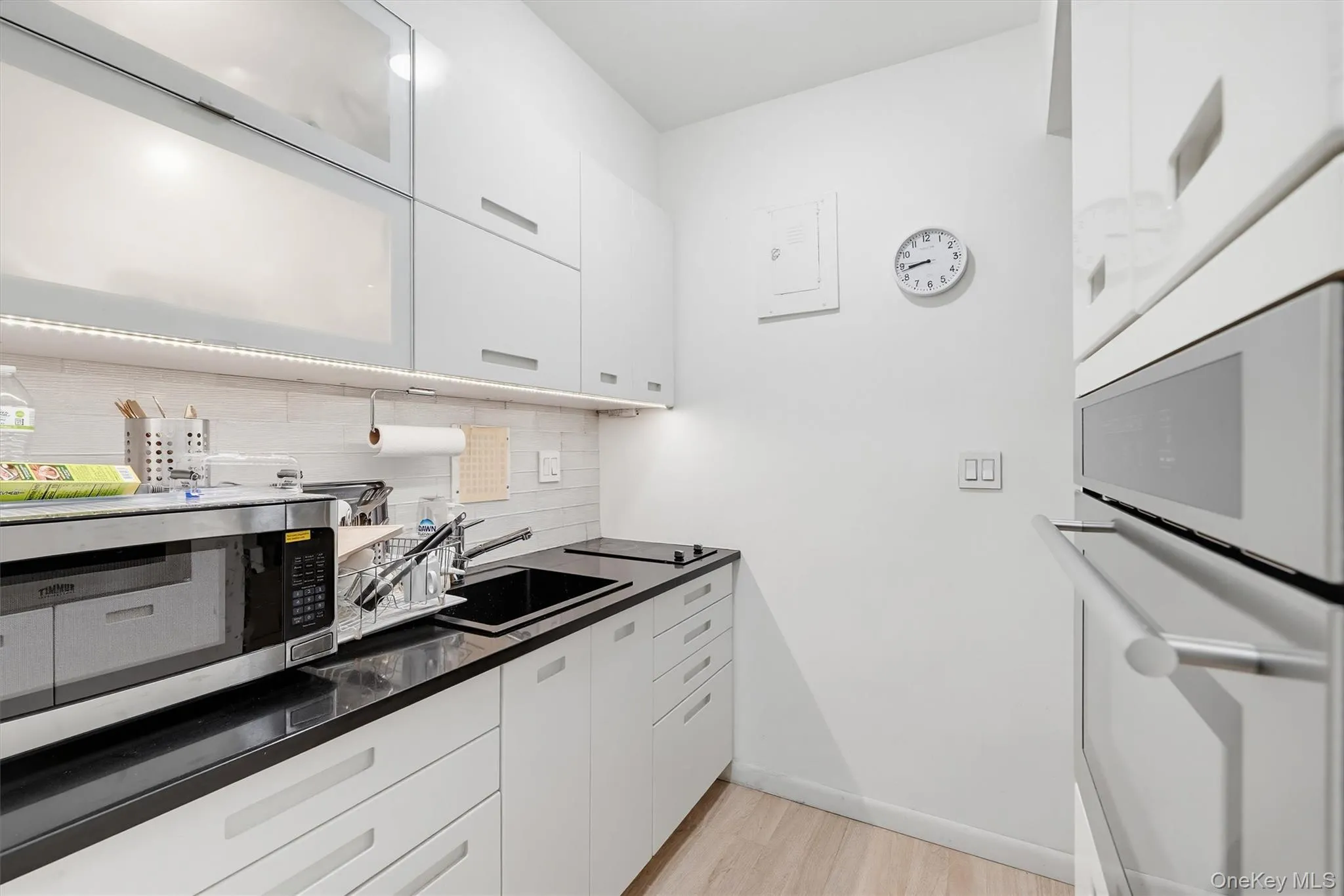 10 Broadway, White Plains, NY, 1 Bedroom Bedrooms, 4 Rooms Rooms,1 BathroomBathrooms,Residential,For Rent,Broadway,0,982539 10 Broadway, White Plains, NY, 1 Bedroom Bedrooms, 4 Rooms Rooms,1 BathroomBathrooms,Residential,For Rent,Broadway,0,982539