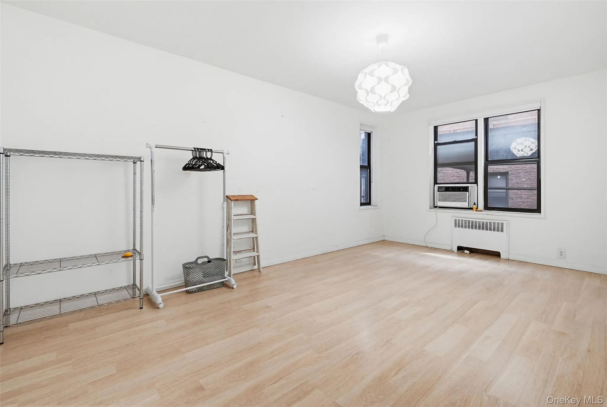 10 Broadway, White Plains, NY, 1 Bedroom Bedrooms, 4 Rooms Rooms,1 BathroomBathrooms,Residential,For Rent,Broadway,0,982539 10 Broadway, White Plains, NY, 1 Bedroom Bedrooms, 4 Rooms Rooms,1 BathroomBathrooms,Residential,For Rent,Broadway,0,982539