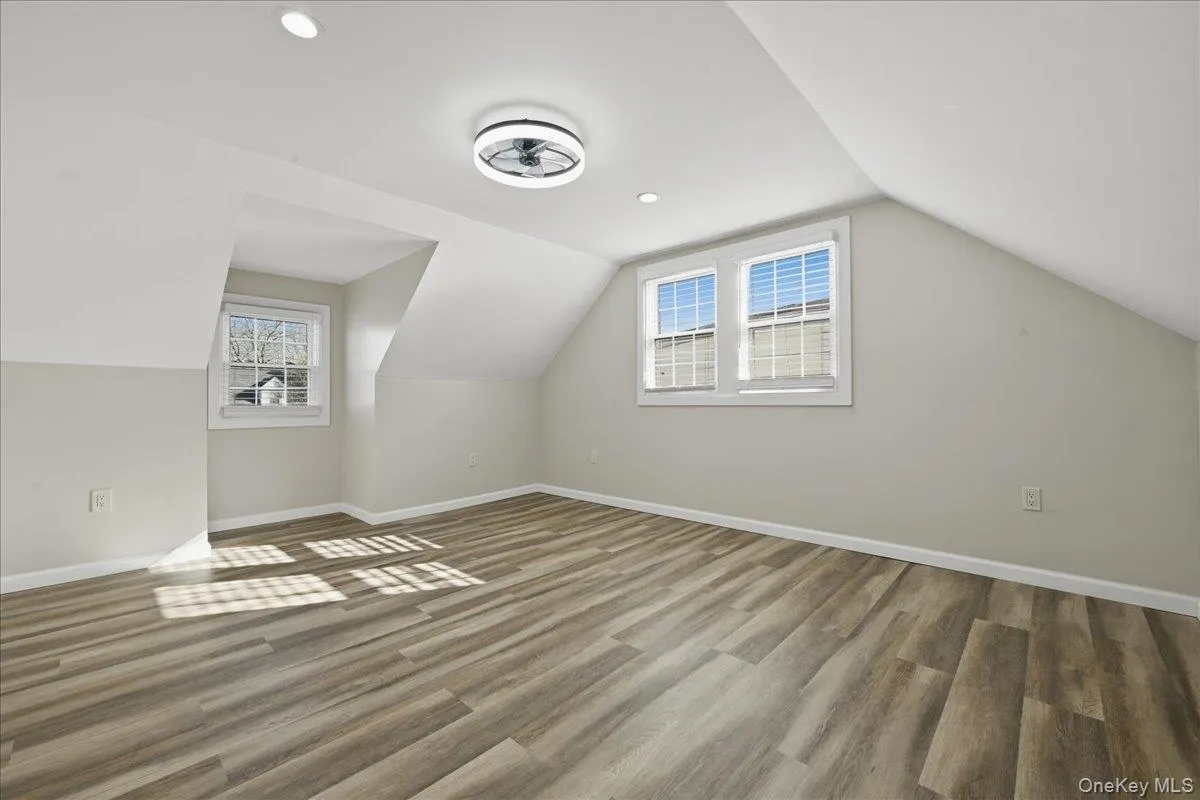 18 Durham Road, North Hempstead, NY, 4 Bedrooms Bedrooms, 8 Rooms Rooms,2 BathroomsBathrooms,Residential Lease,For Rent,Durham,0,982549 18 Durham Road, North Hempstead, NY, 4 Bedrooms Bedrooms, 8 Rooms Rooms,2 BathroomsBathrooms,Residential Lease,For Rent,Durham,0,982549