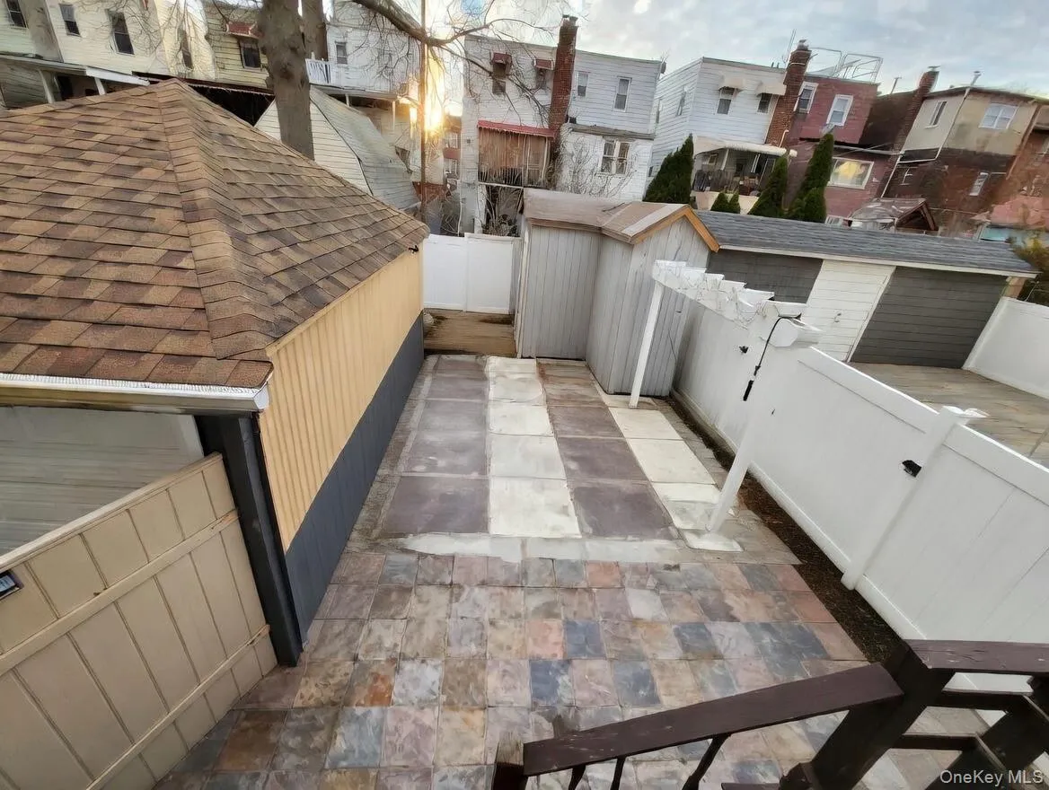 4223 Gunther Avenue, New York, NY, 3 Bedrooms Bedrooms, 13 Rooms Rooms,2 BathroomsBathrooms,Residential,For Rent,Gunther,0,982551 4223 Gunther Avenue, New York, NY, 3 Bedrooms Bedrooms, 13 Rooms Rooms,2 BathroomsBathrooms,Residential,For Rent,Gunther,0,982551