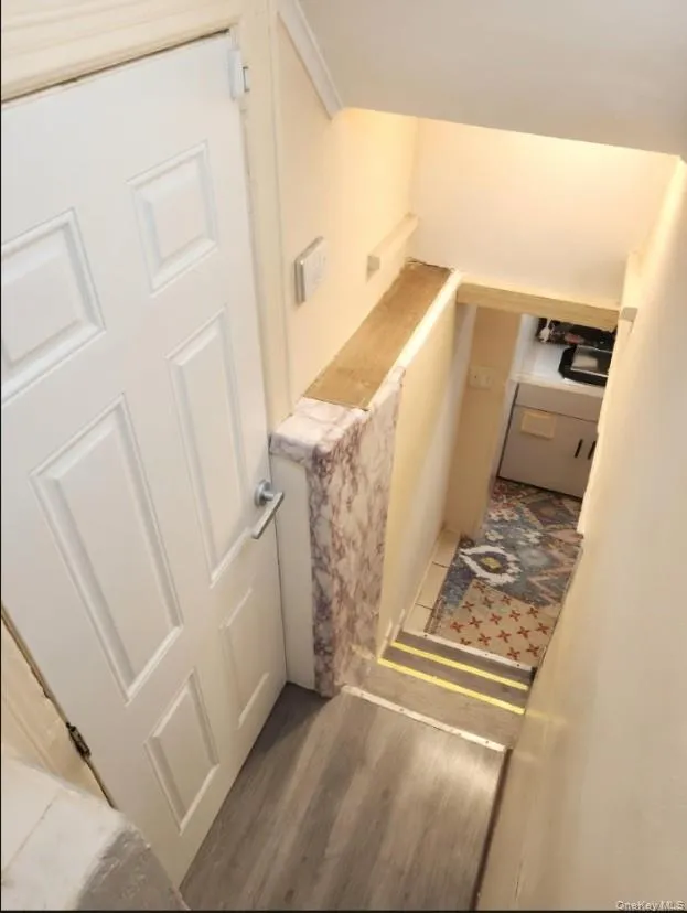 4223 Gunther Avenue, New York, NY, 3 Bedrooms Bedrooms, 13 Rooms Rooms,2 BathroomsBathrooms,Residential,For Rent,Gunther,0,982551 4223 Gunther Avenue, New York, NY, 3 Bedrooms Bedrooms, 13 Rooms Rooms,2 BathroomsBathrooms,Residential,For Rent,Gunther,0,982551