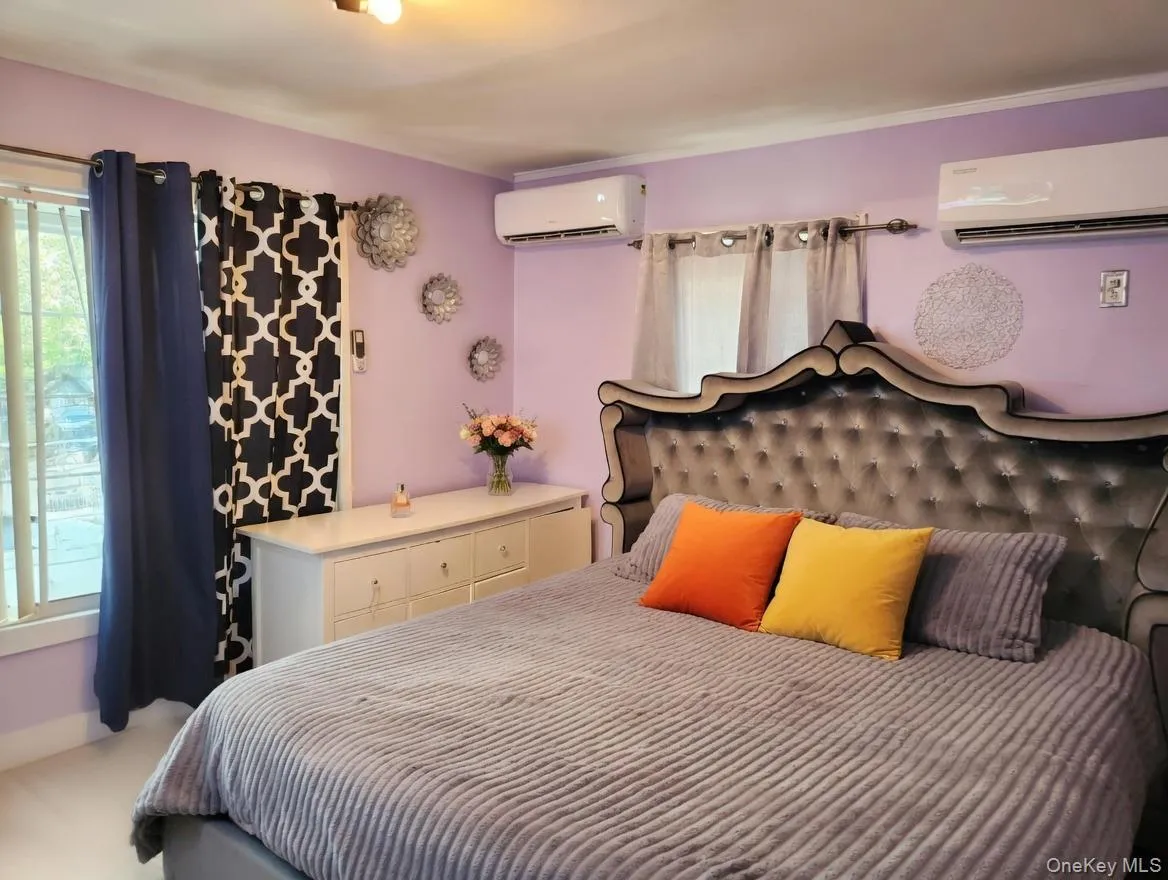 4223 Gunther Avenue, New York, NY, 3 Bedrooms Bedrooms, 13 Rooms Rooms,2 BathroomsBathrooms,Residential,For Rent,Gunther,0,982551 4223 Gunther Avenue, New York, NY, 3 Bedrooms Bedrooms, 13 Rooms Rooms,2 BathroomsBathrooms,Residential,For Rent,Gunther,0,982551