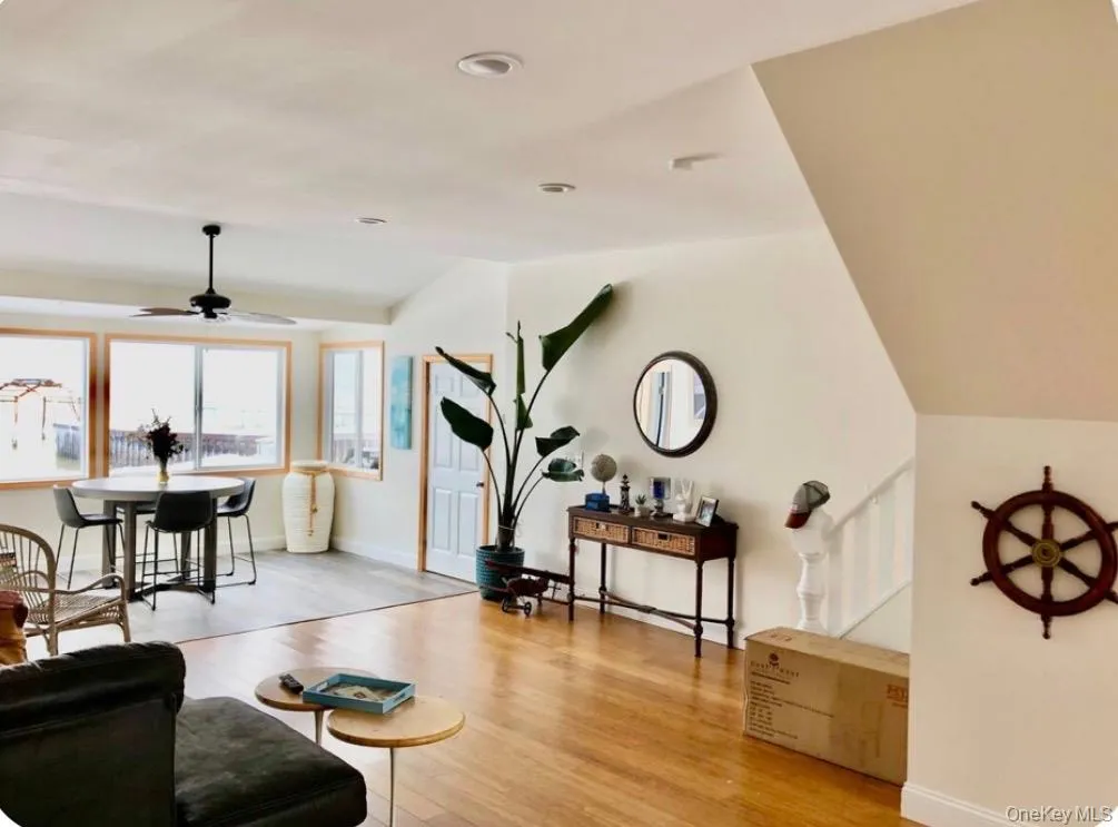 2898 Edgemere Drive, Rochester, NY, 3 Bedrooms Bedrooms, 11 Rooms Rooms,2 BathroomsBathrooms,Residential Lease,For Rent,Edgemere,0,982561 2898 Edgemere Drive, Rochester, NY, 3 Bedrooms Bedrooms, 11 Rooms Rooms,2 BathroomsBathrooms,Residential Lease,For Rent,Edgemere,0,982561