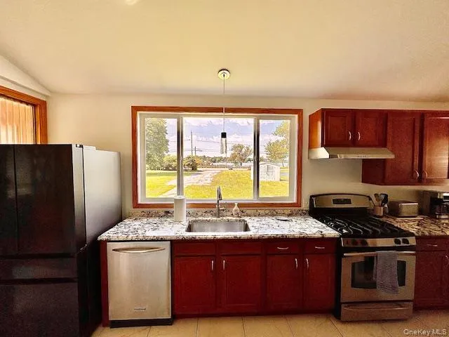 2898 Edgemere Drive, Rochester, NY, 3 Bedrooms Bedrooms, 11 Rooms Rooms,2 BathroomsBathrooms,Residential Lease,For Rent,Edgemere,0,982561 2898 Edgemere Drive, Rochester, NY, 3 Bedrooms Bedrooms, 11 Rooms Rooms,2 BathroomsBathrooms,Residential Lease,For Rent,Edgemere,0,982561