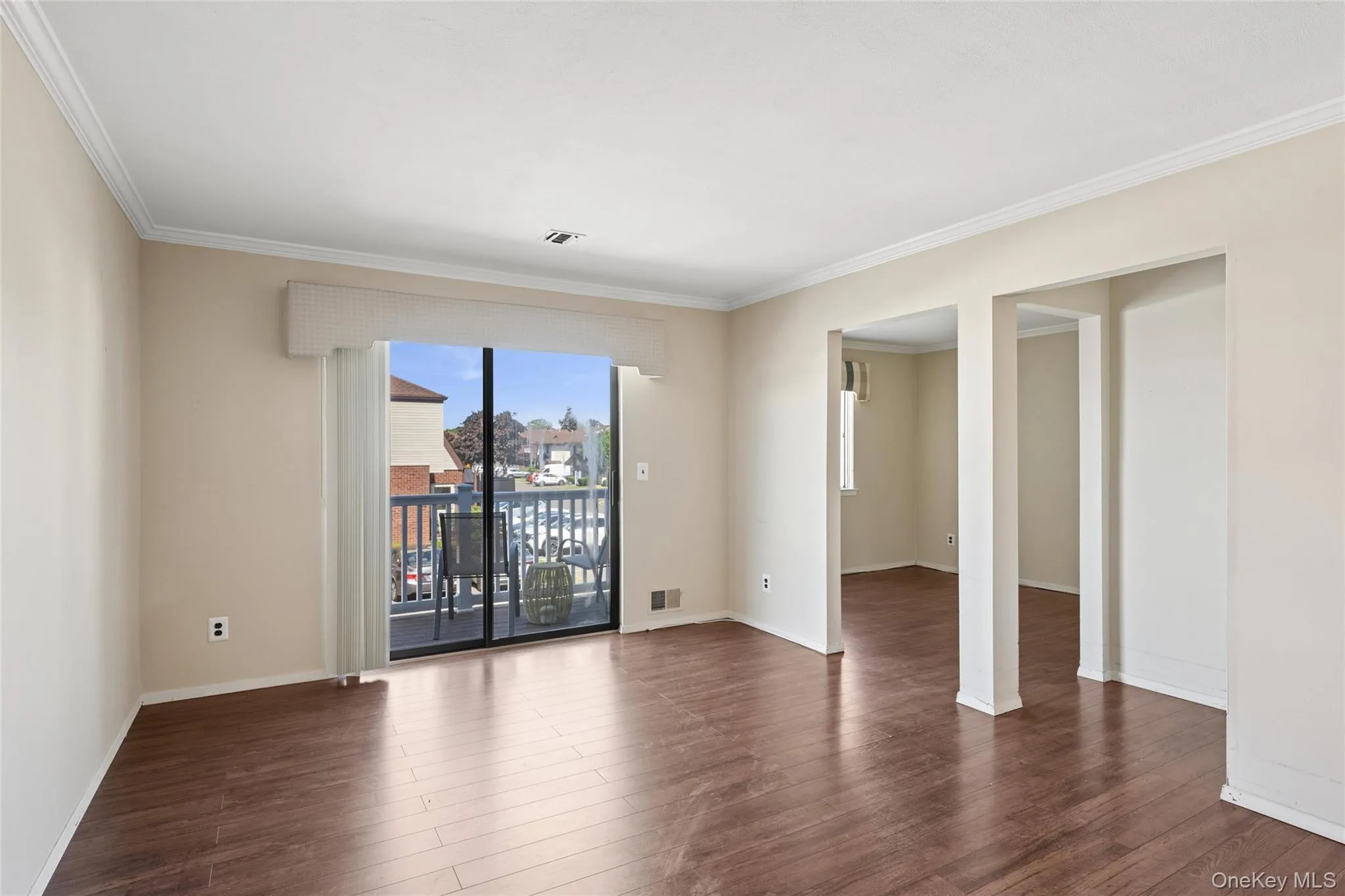 100 Cambridge Drive, Babylon, NY, 2 Bedrooms Bedrooms, 5 Rooms Rooms,2 BathroomsBathrooms,Residential,For Rent,Cambridge,0,982565 100 Cambridge Drive, Babylon, NY, 2 Bedrooms Bedrooms, 5 Rooms Rooms,2 BathroomsBathrooms,Residential,For Rent,Cambridge,0,982565