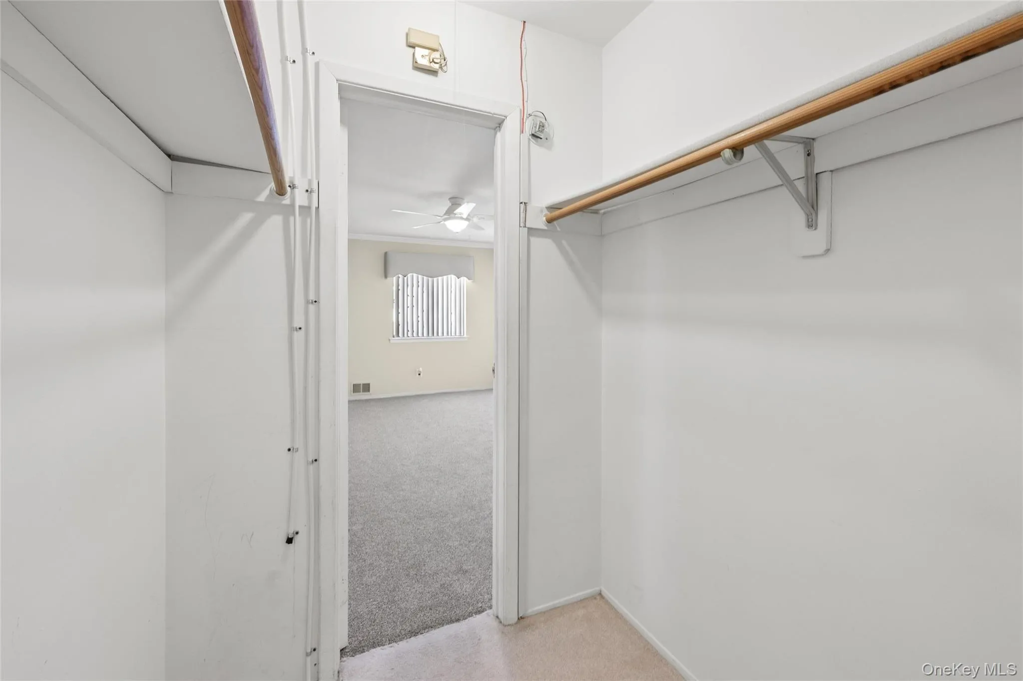 100 Cambridge Drive, Babylon, NY, 2 Bedrooms Bedrooms, 5 Rooms Rooms,2 BathroomsBathrooms,Residential,For Rent,Cambridge,0,982565 100 Cambridge Drive, Babylon, NY, 2 Bedrooms Bedrooms, 5 Rooms Rooms,2 BathroomsBathrooms,Residential,For Rent,Cambridge,0,982565