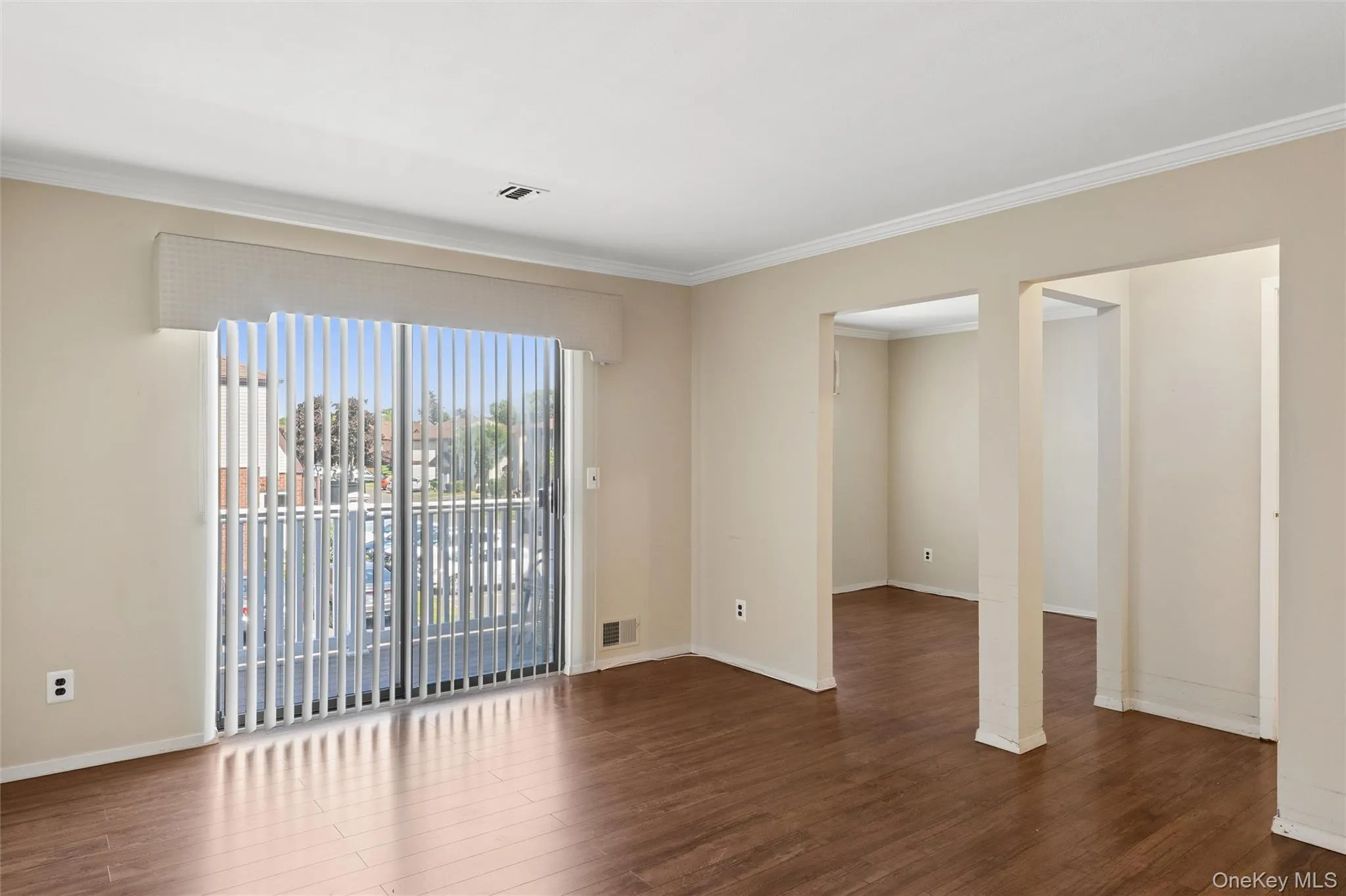 100 Cambridge Drive, Babylon, NY, 2 Bedrooms Bedrooms, 5 Rooms Rooms,2 BathroomsBathrooms,Residential,For Rent,Cambridge,0,982565 100 Cambridge Drive, Babylon, NY, 2 Bedrooms Bedrooms, 5 Rooms Rooms,2 BathroomsBathrooms,Residential,For Rent,Cambridge,0,982565
