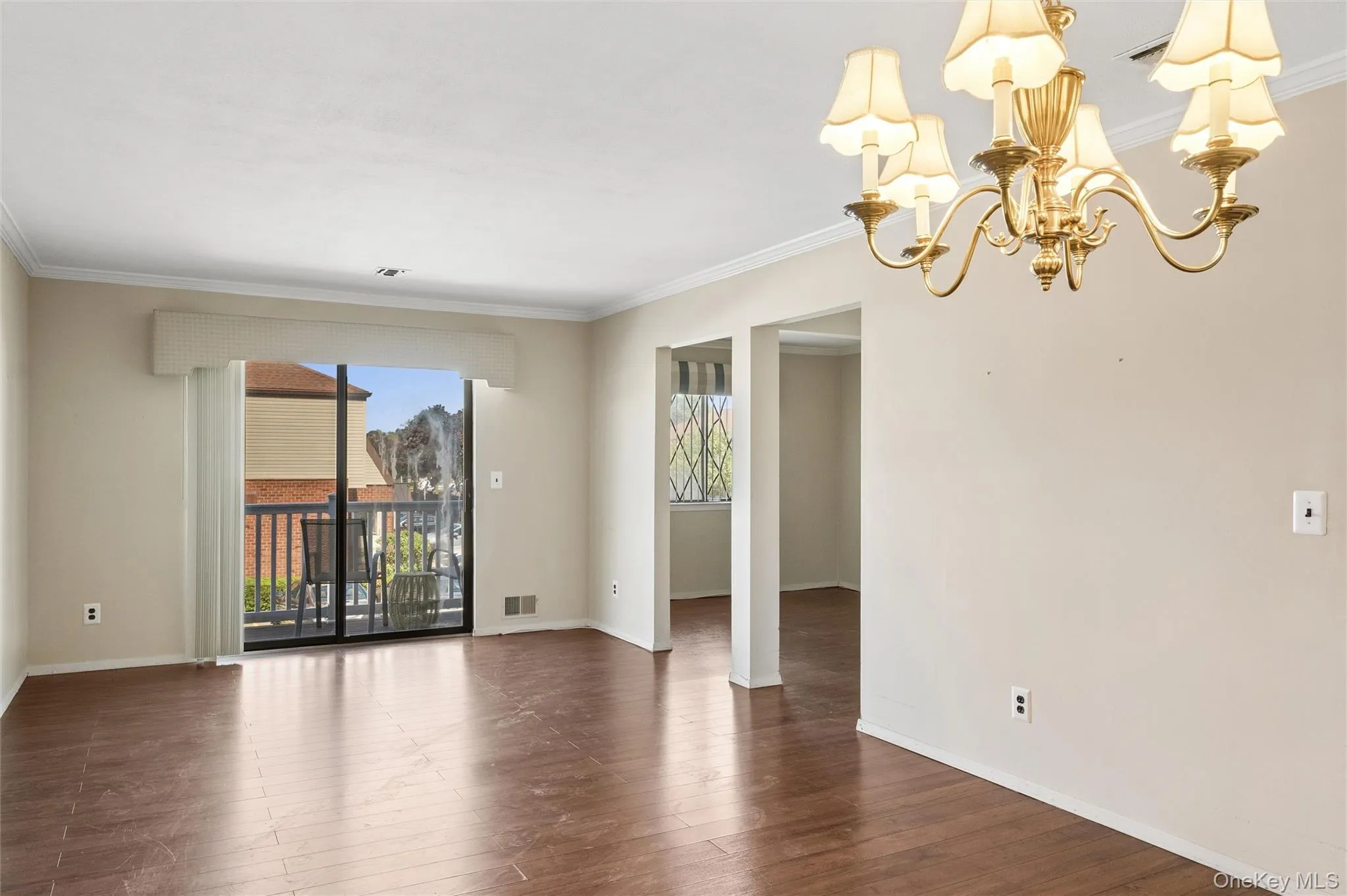 100 Cambridge Drive, Babylon, NY, 2 Bedrooms Bedrooms, 5 Rooms Rooms,2 BathroomsBathrooms,Residential,For Rent,Cambridge,0,982565 100 Cambridge Drive, Babylon, NY, 2 Bedrooms Bedrooms, 5 Rooms Rooms,2 BathroomsBathrooms,Residential,For Rent,Cambridge,0,982565